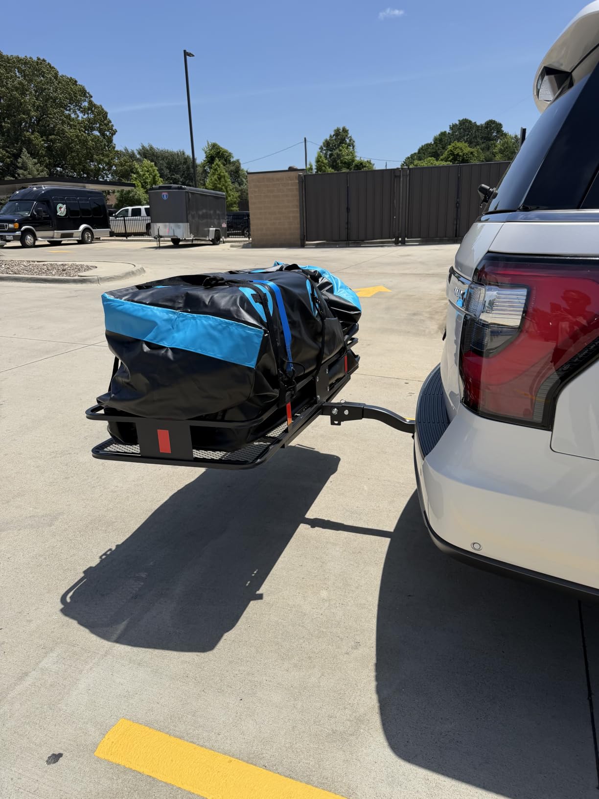 CURT 18153 Cargo Basket Hitch Trailer Hitch Cargo Carrier, 500 lbs. Capacity, 60-Inch x 23-1/2-Inch x 5-1/2-Inch, Fits 2-Inch Receiver customer photo 2