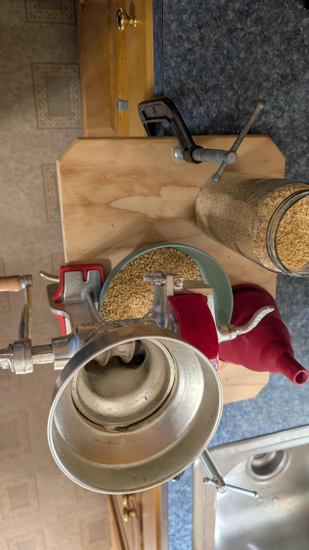 Victoria Manual Cast Iron Grain Mill with High Hopper, Premium Corn-Grinding Mill and Grain Grinder, Made in Colombia customer photo 2