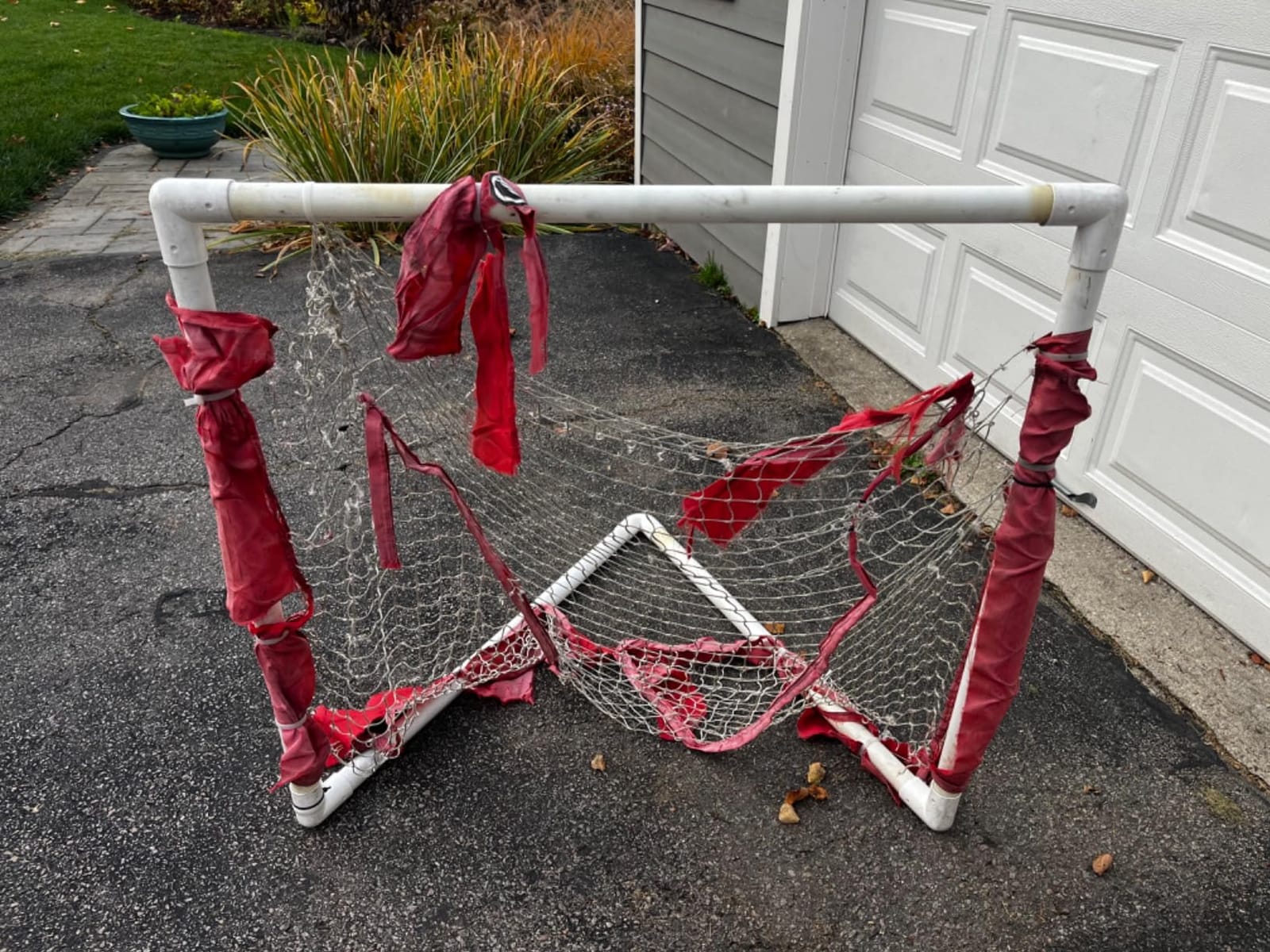 Franklin Sports Deluxe Youth Lacrosse Goal | Backyard Lax Training, Quick Slide-In Assembly, Sharpens Shooting Aim, Durable ABS Pro-Style Net, Great For Beginners customer photo 1