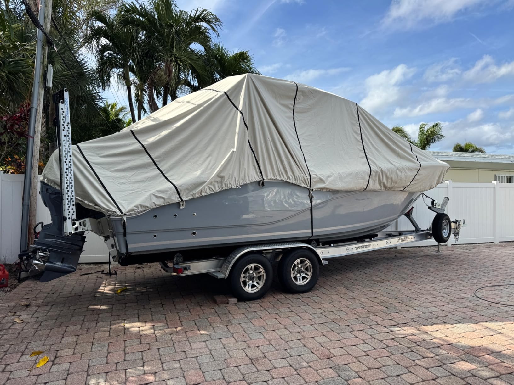 Budge Hard Top T-Top Boat Cover, Waterproof, Fits Boats 24-26 ft Long | 600D marine-grade, UV-resistant polyester; All weather wtih shock-cord hem, vents & straps; Fits 106