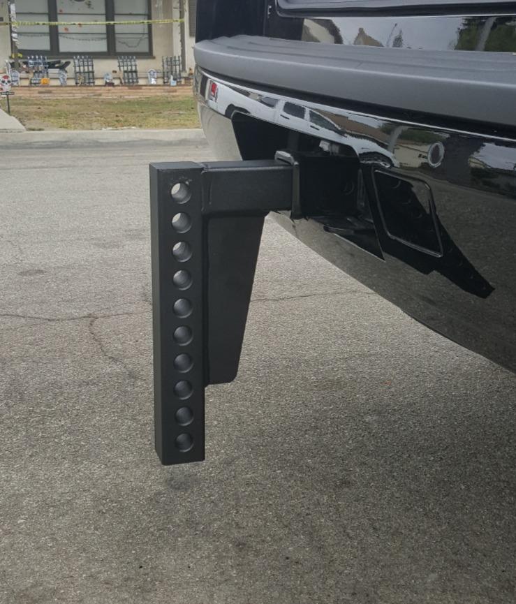 CURT 17063 Round Bar Weight Distribution Hitch with Sway Control, 14,000 lb, 1,000-1,400 lb Tongue Weight, Forged Spring Bars, 2
