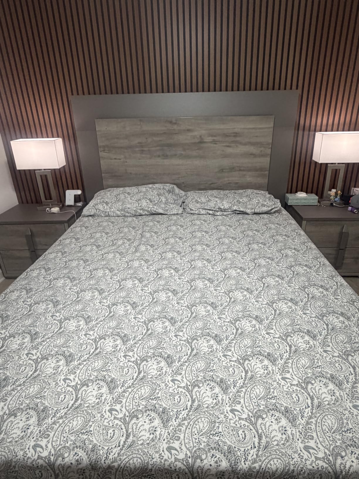 Mellanni Iconic 4-Piece, Ultra Soft Sheet Set (Queen, White) | 10M+ Sleepers. Lab-tested: Sleeps Cool, Stays Bright, Strong, Smooth. Good Housekeeping Best Bedding customer photo 1