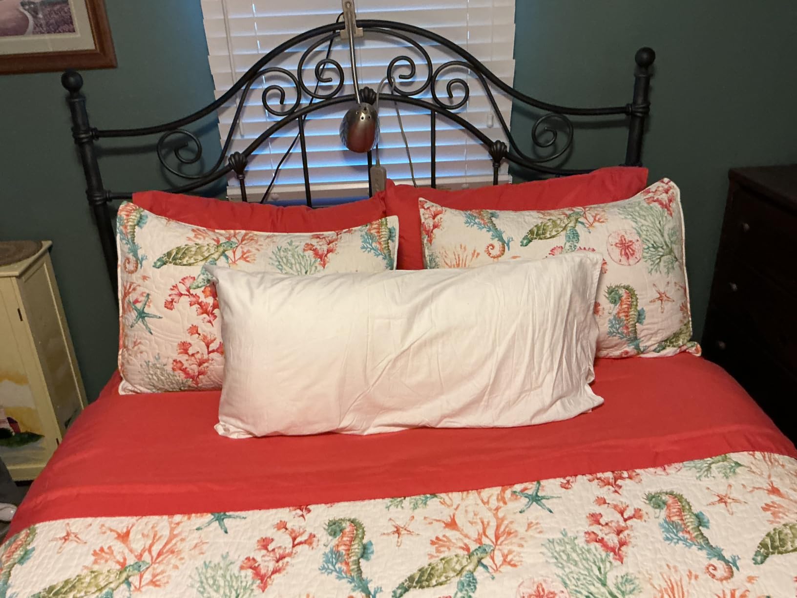 Queen Size Sheet Set - 4 Piece Bed Sheets, Soft and Breathable Microfiber, Includes 1 Fitted Sheet, 1 Flat Sheet and 2 Pillowcases - Oeko Tex (Grey) customer photo 1