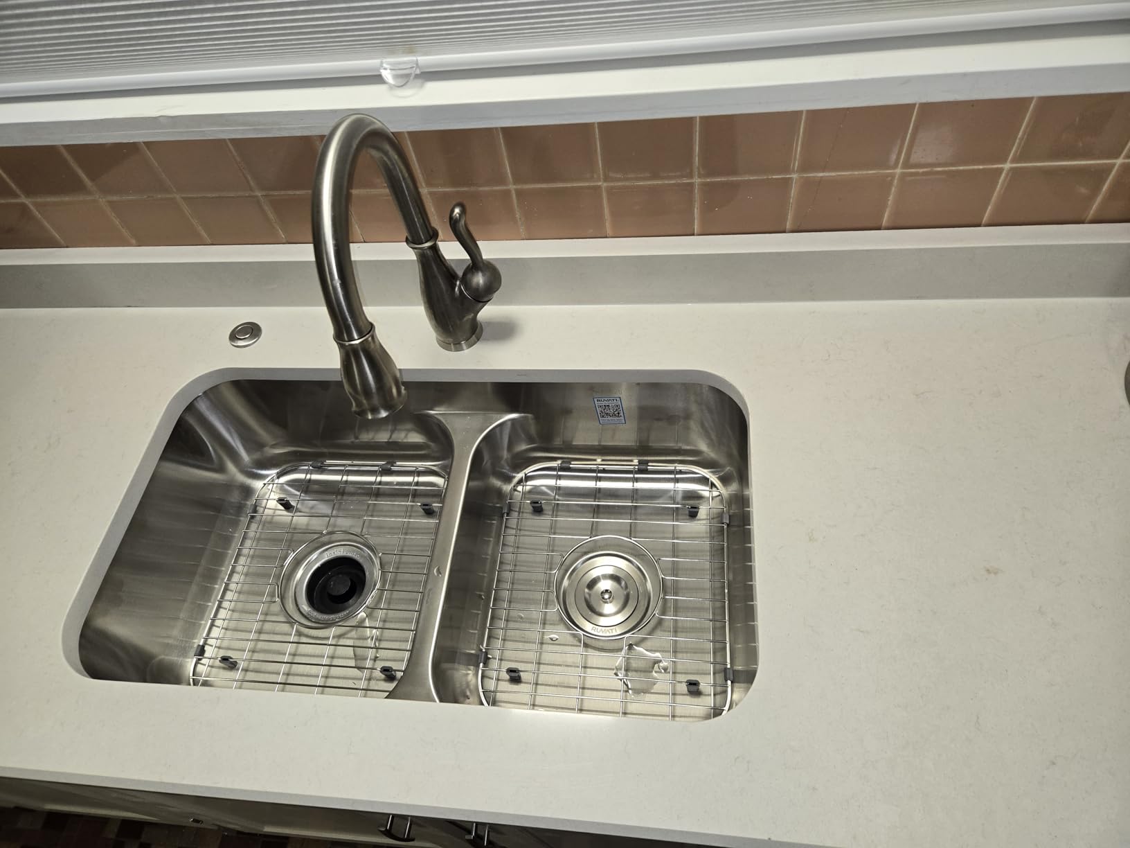 Ruvati 32-inch Undermount Kitchen Sink - 50/50 Double Bowl Kitchen Sinks, 16 Gauge T-304 Stainless Steel Kitchen sink with Brushed Finish hides scratches - RVM4350 customer photo 1