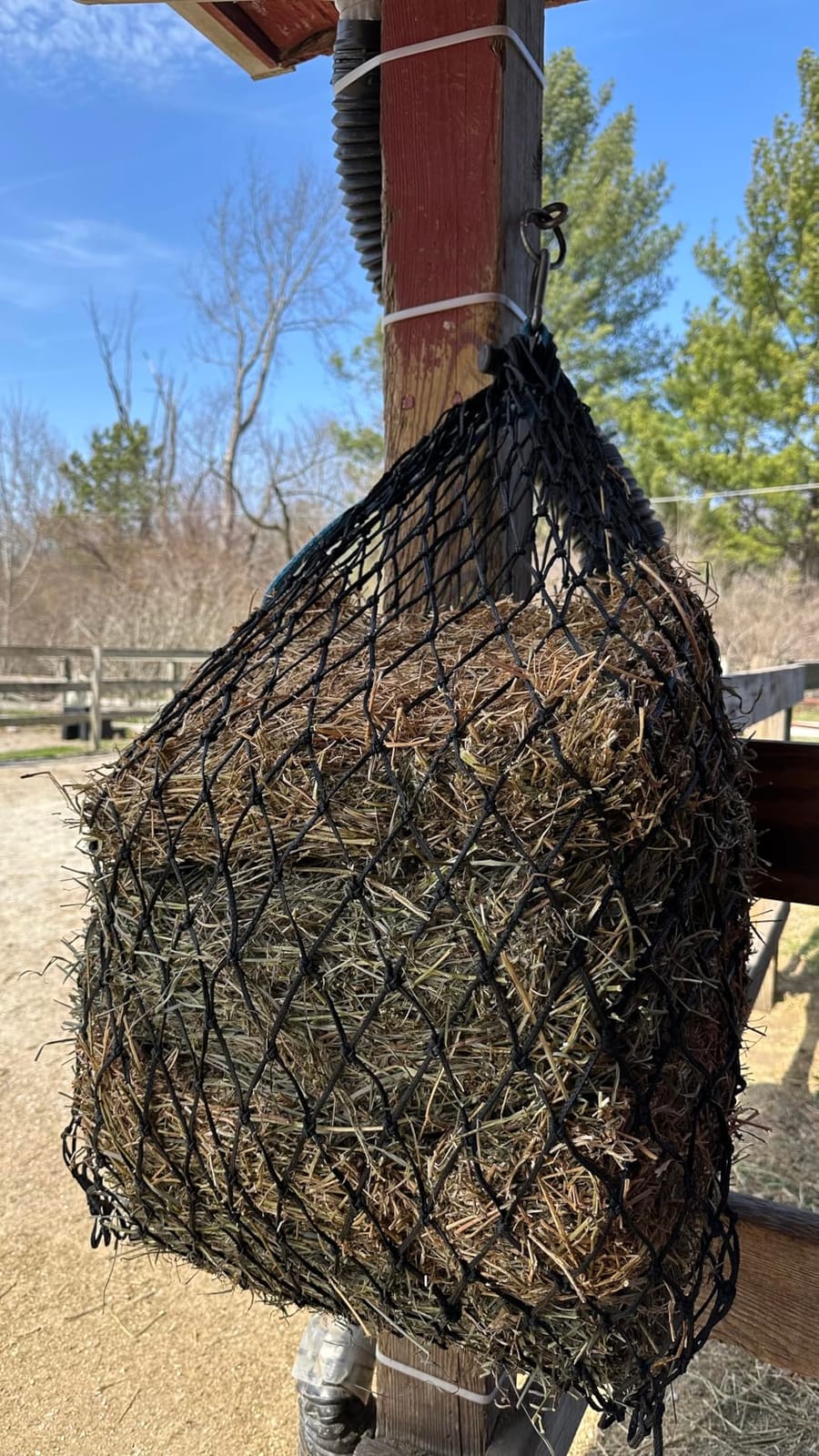 Weaver Equine Slow Feed Hay Net 36in Black customer photo 1