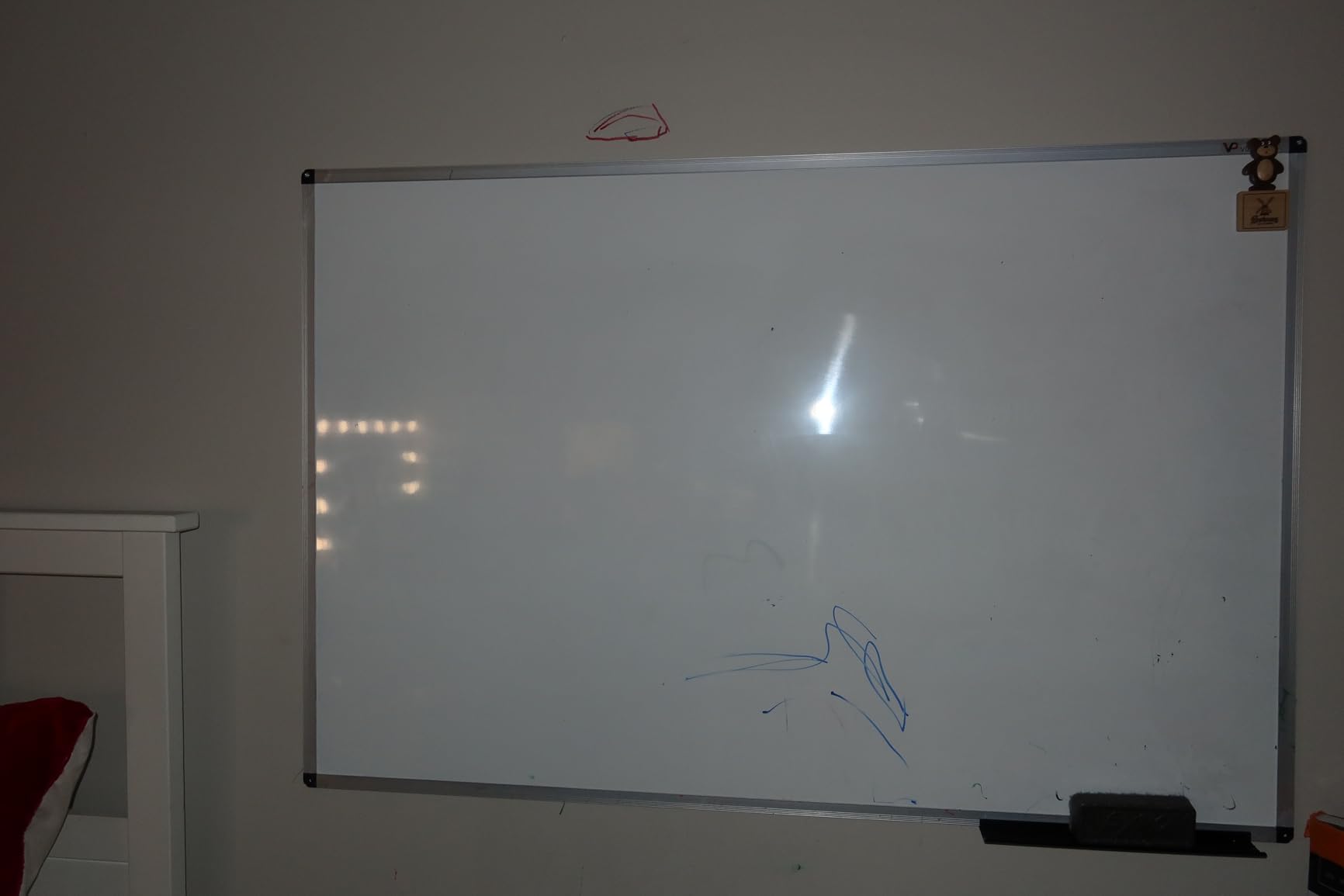VIZ-PRO Magnetic Dry Erase Board, 36 X 24 Inches, Silver Aluminium Frame customer photo 1