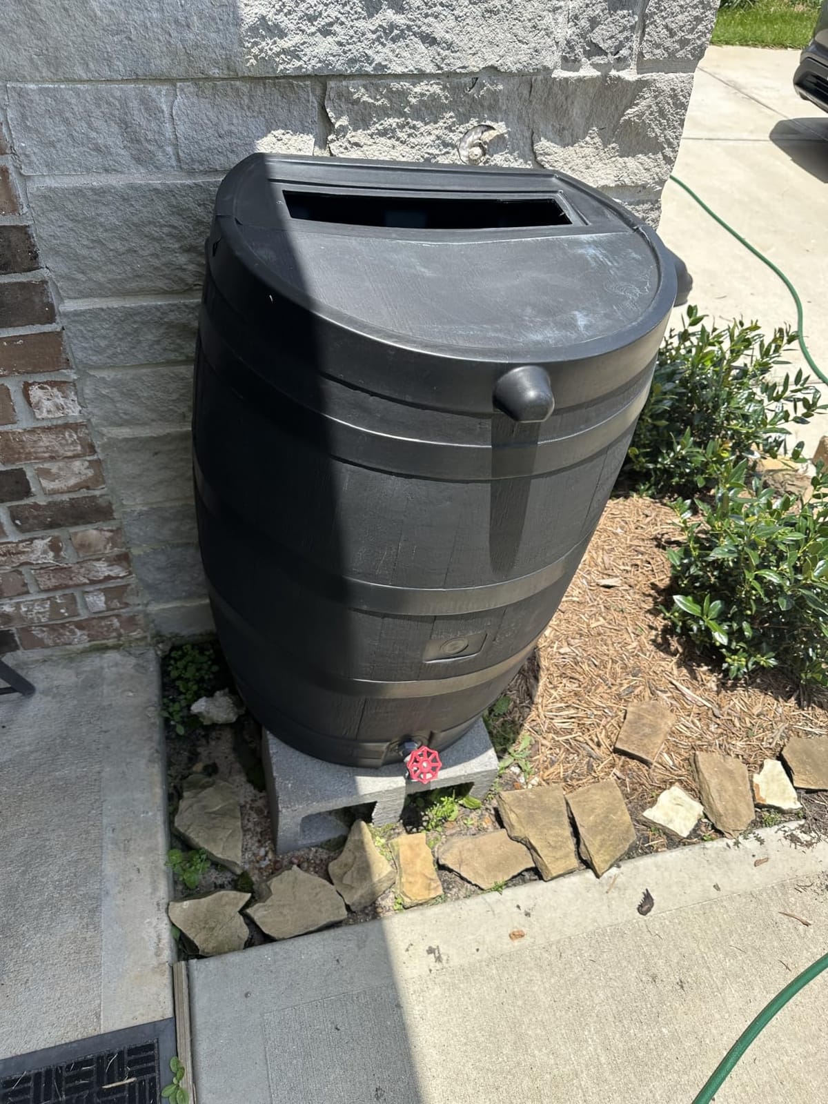 RTS Home Accents 50-Gallon ECO Rain Barrel Made with 100% Recycled Plastic, Flat Back Rain Water Collection Barrel, Black customer photo 2