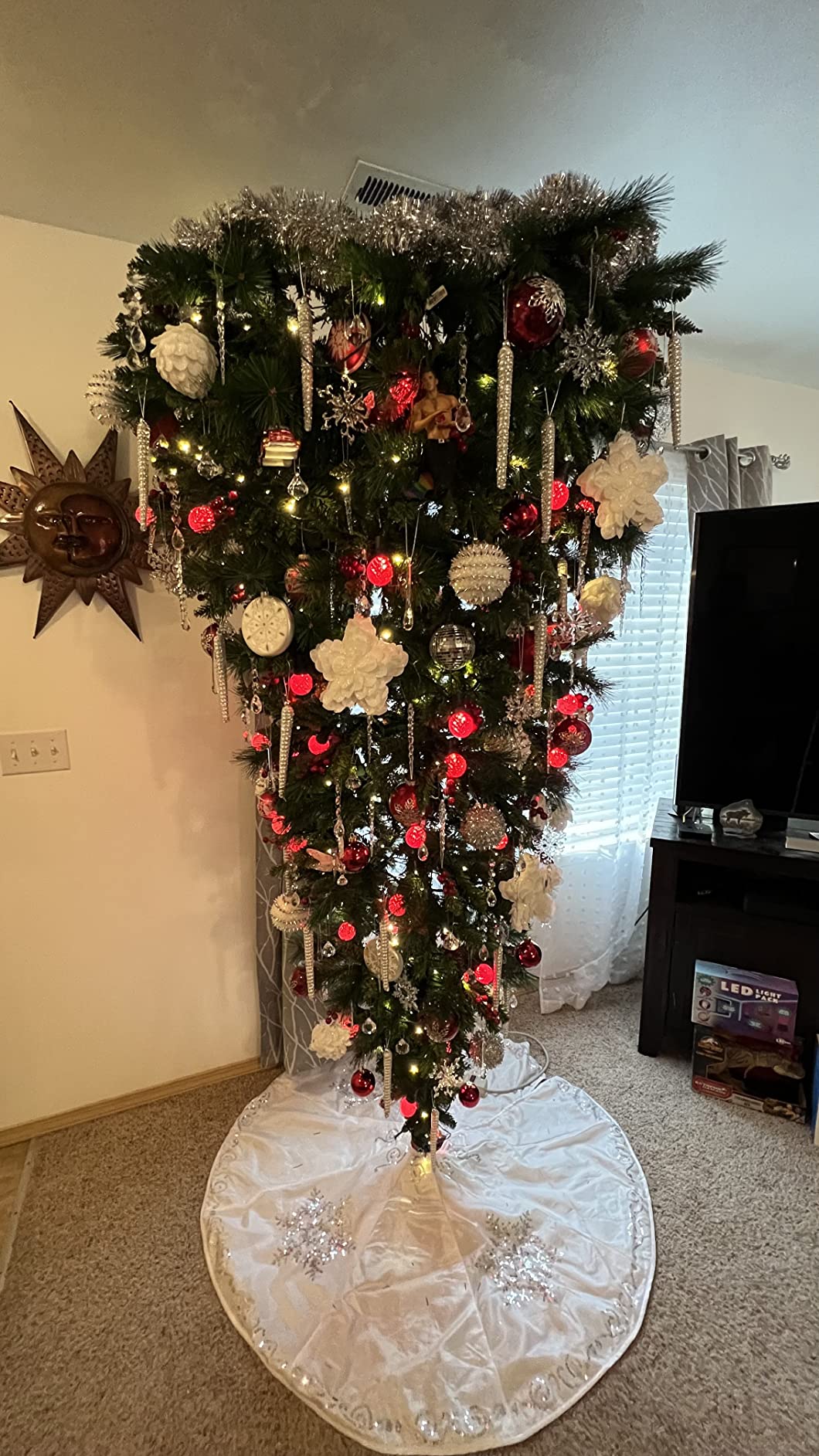 Vickerman 5.5' Green Upside Down Artificial Christmas Tree, Unlit - Faux Upside Down Christmas Tree - Seasonal Indoor Home Decor customer photo 1