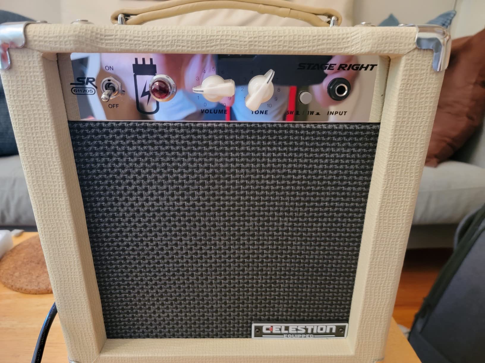 Monoprice 1x8 Guitar Combo Tube Amplifier with Celestion Super 8 Inch Speaker - Tan / Beige 5-Watt, 12AX7 Preamp, For All Electric Guitars - Stage Right Series customer photo 1
