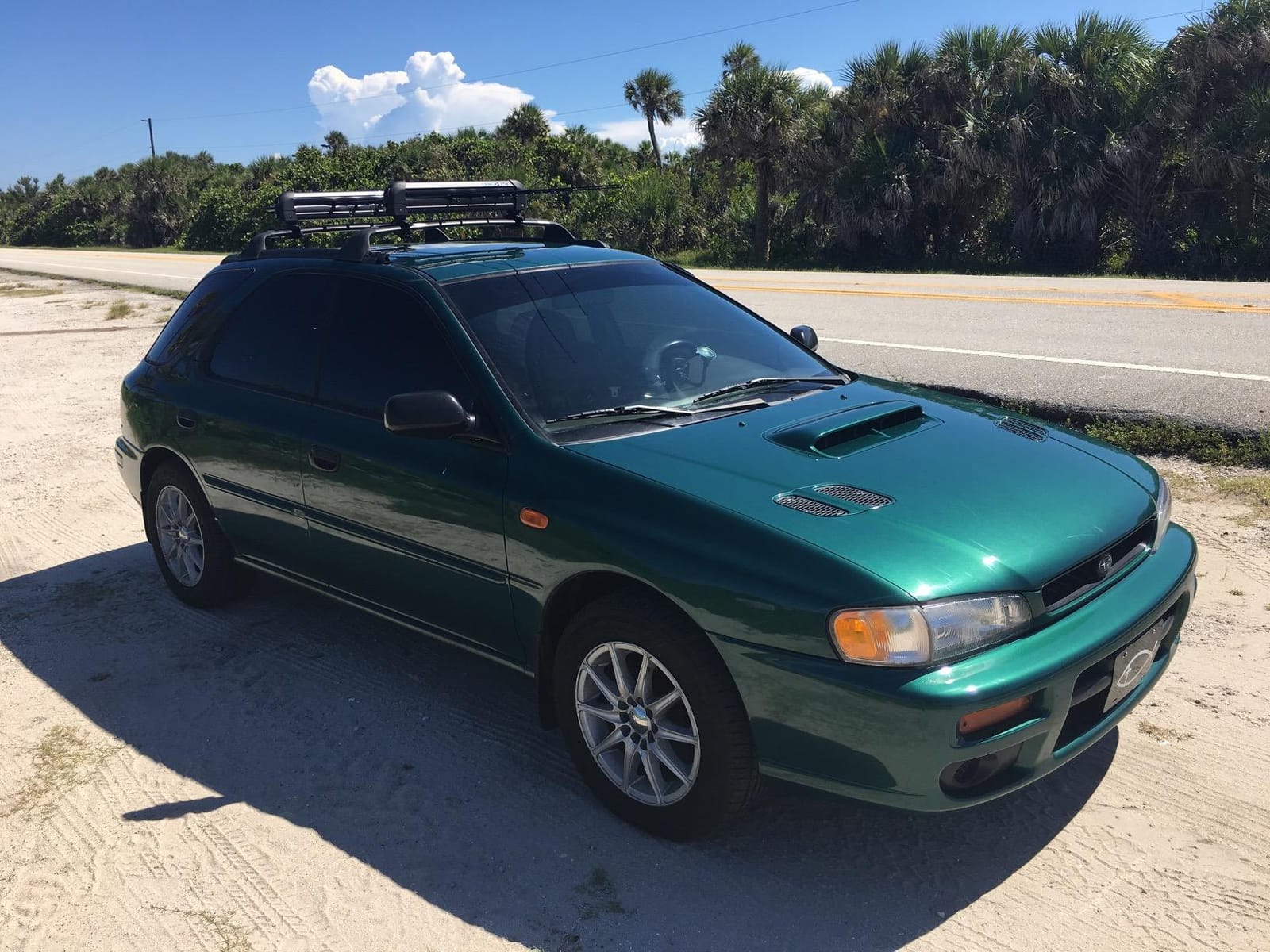 Rhino-Rack Carrier for Skis, Snowboards, Fishing Rods, Paddles, Skateboards, Water Skis, Wakeboard & More, Universal Mounting, Easy to use, Locking, Lightweight & Heavy Duty, Suitable for All Vehicles customer photo 1