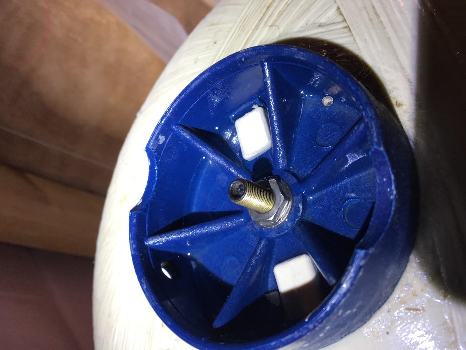 Wellmate WM-9 / WM0120QC Captive Air and Retention Fiberglass Tank, Quick Connect (29.5 gal) customer photo 1