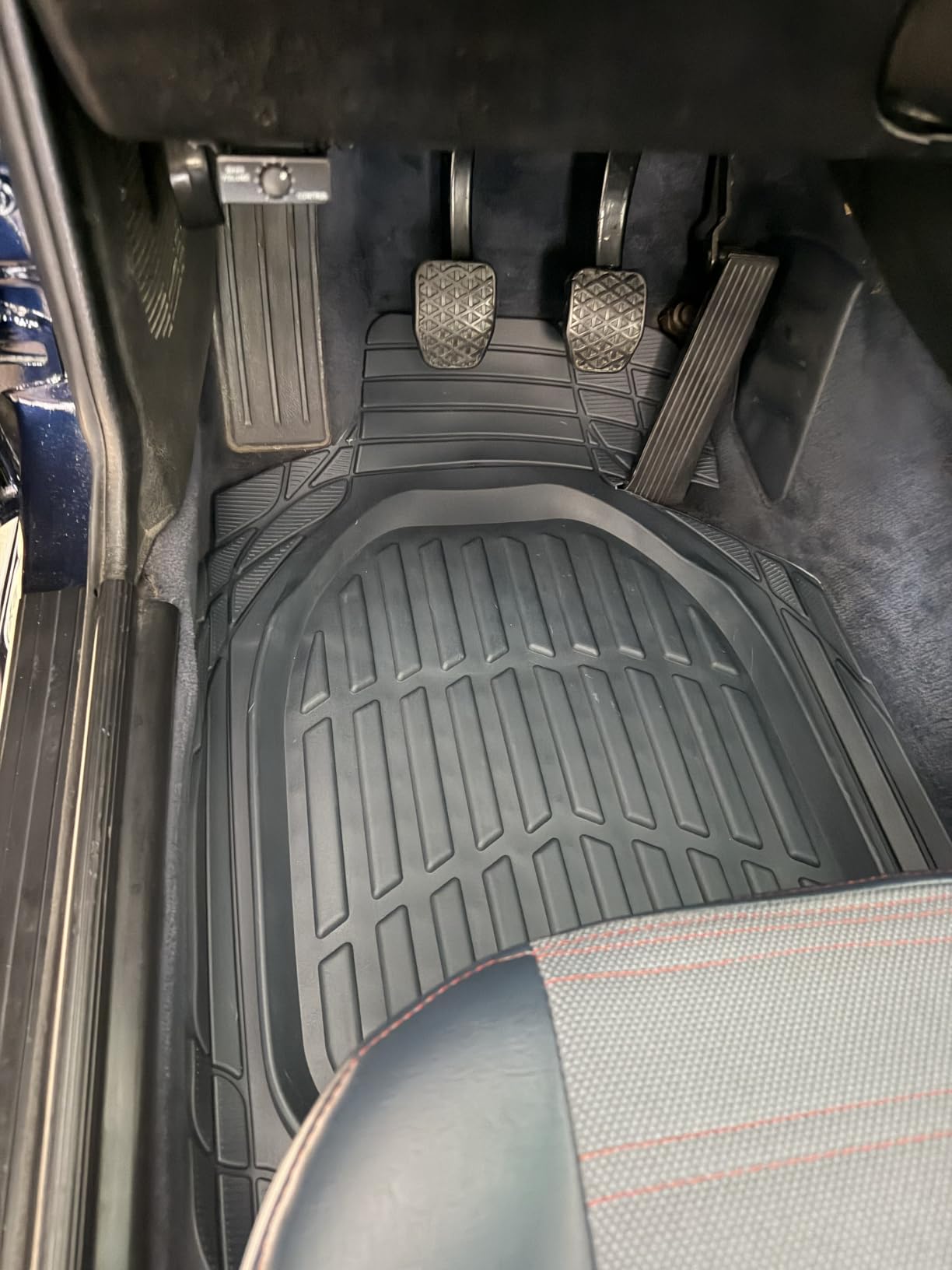 Motor Trend FlexTough Floor Mats for Cars, Black Deep Dish All-Weather Car Mats, Waterproof Trim-to-Fit Automotive Floor Mats for Cars Trucks SUV, Universal Floor Liner Car Accessories customer photo 2