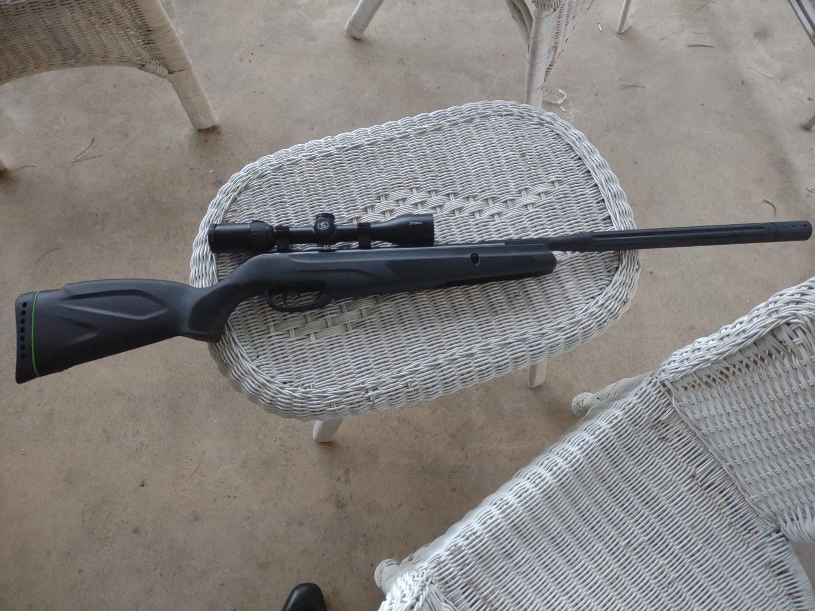 Gamo Wildcat Whisper .177 Caliber Break Barrel Pellet Air Rifle - IGT Gas Piston, 1300 FPS, Includes 4x32 Scope, Quiet Shooting Airgun - Black. customer photo 2