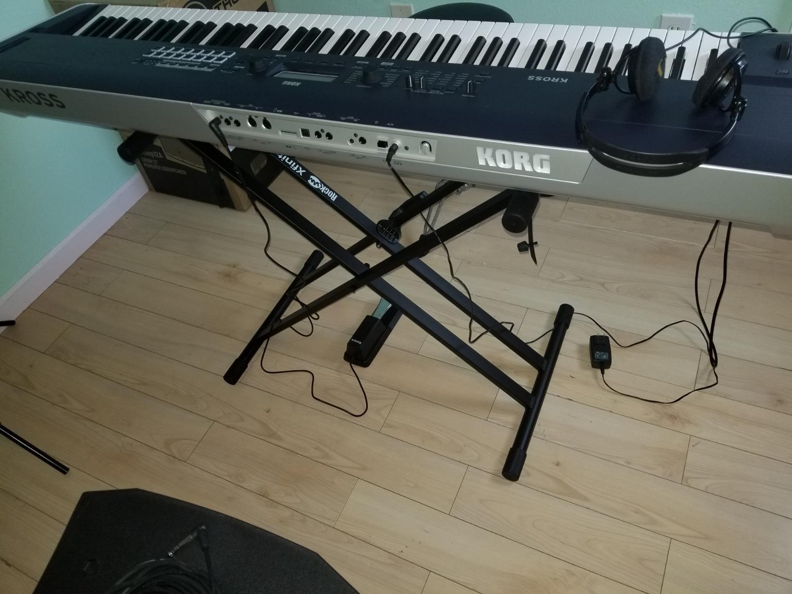RockJam Xfinity Double X Keyboard Stand, Pre-Assembled & Adjustable | Pre-assembled double X keyboard stand with safety lock and straps for full size digital pianos, lessons and stage customer photo 2