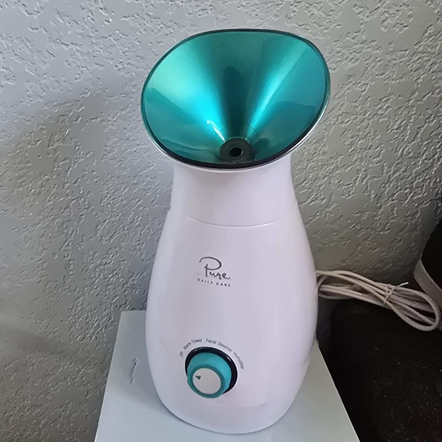 Pure Daily Care NanoSteamer Large 3-in-1 Nano Ionic Facial Steamer with Precise Temp Control - Humidifier - Unclogs Pores - Blackheads - Spa Quality - Bonus 5 Piece Stainless Steel Skin Kit (Teal) customer photo 1