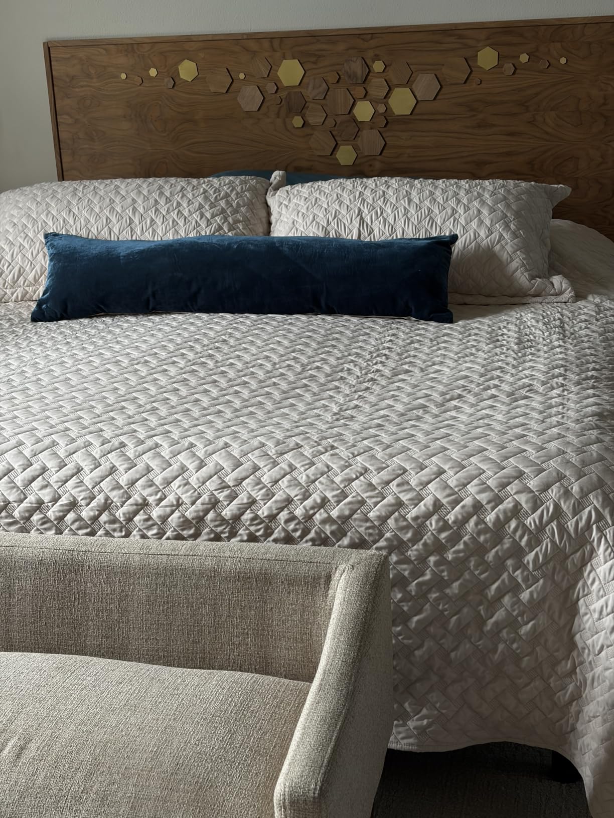 Bedsure Quilts Queen Size - Grey Bedspreads Queen Size with Basket Weave Pattern, Soft Quilt Bedding Set, Lightweight Comforter Set Coverlet for All Seasons with 2 Pillow Shams (90