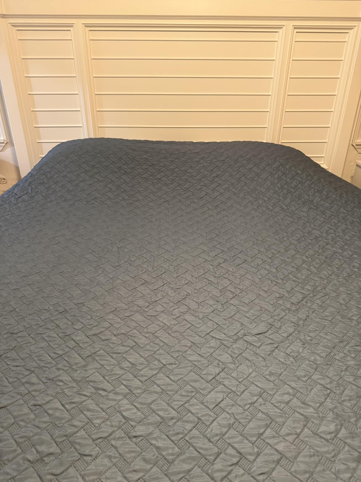 Bedsure Quilts King Size - Grey Bedspreads King Size with Basket Weave Pattern, Soft Quilt Bedding Set, Lightweight Comforter Set Coverlet for All Seasons with 2 Pillow Shams (106