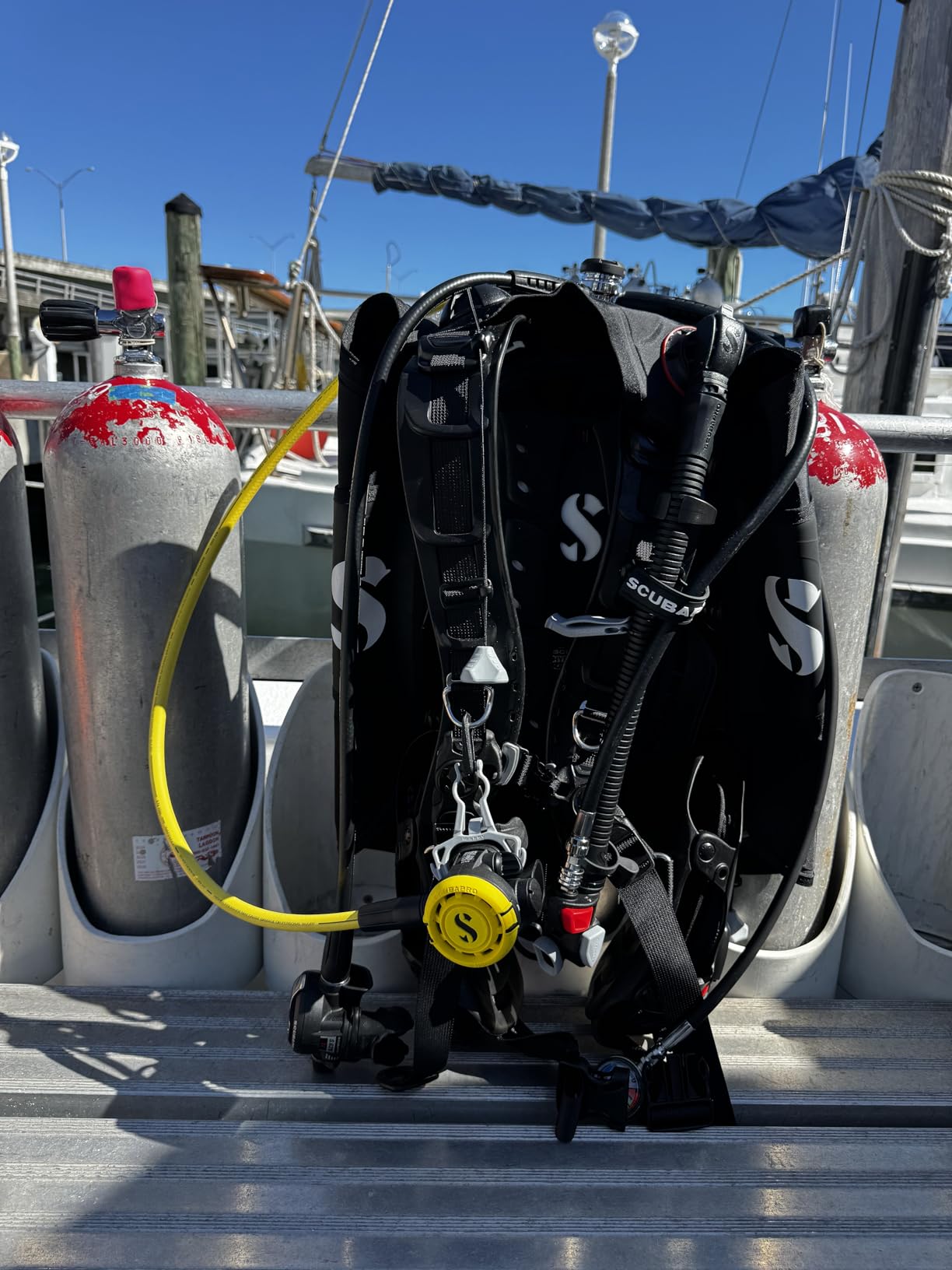 SCUBAPRO Hydros Pro Men's Back Inflated Scuba BCD Recreational and Travel Scuba Diving customer photo 1