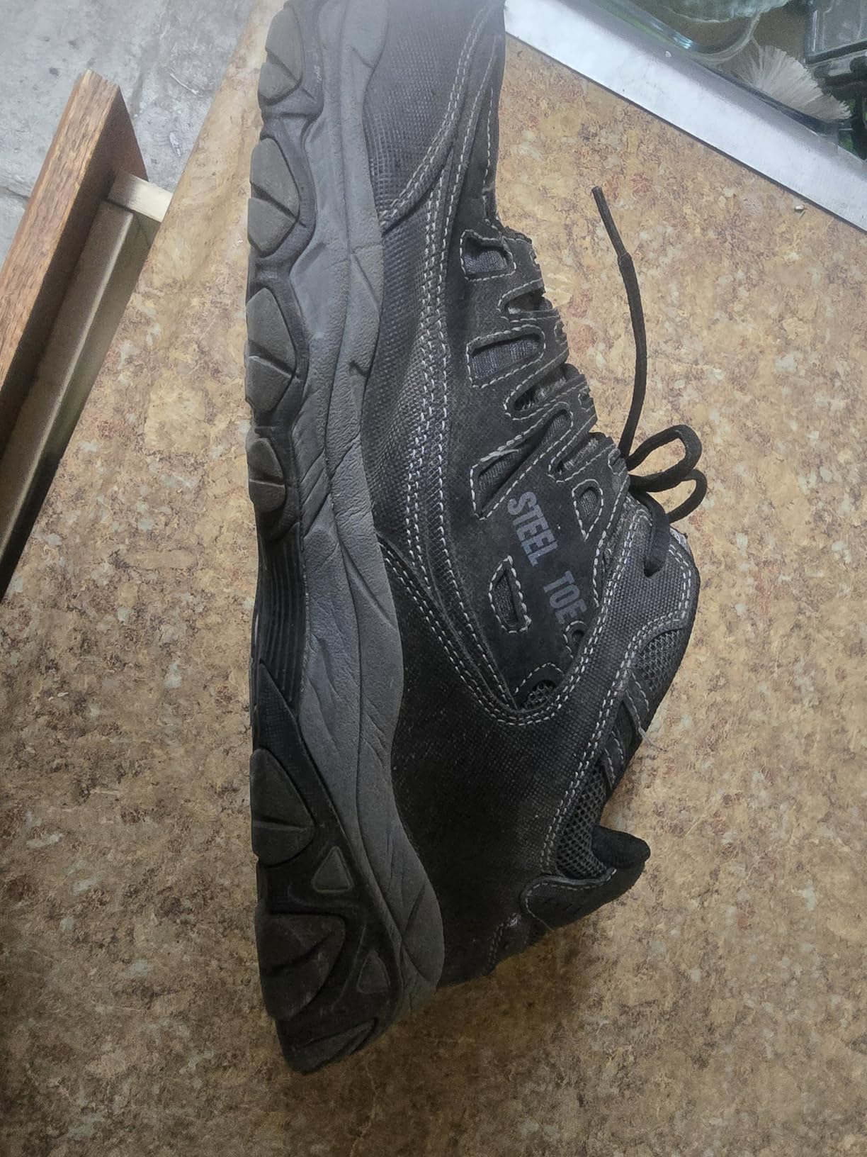 Skechers Men's Cankton Steel Toe Construction Shoe - Electrical Hazard Rated, Memory Foam | Walking, Slip-ins, Max Cushioning, Glide-Step, Air-Cooled Goga Mat, Machine Washable customer photo 1