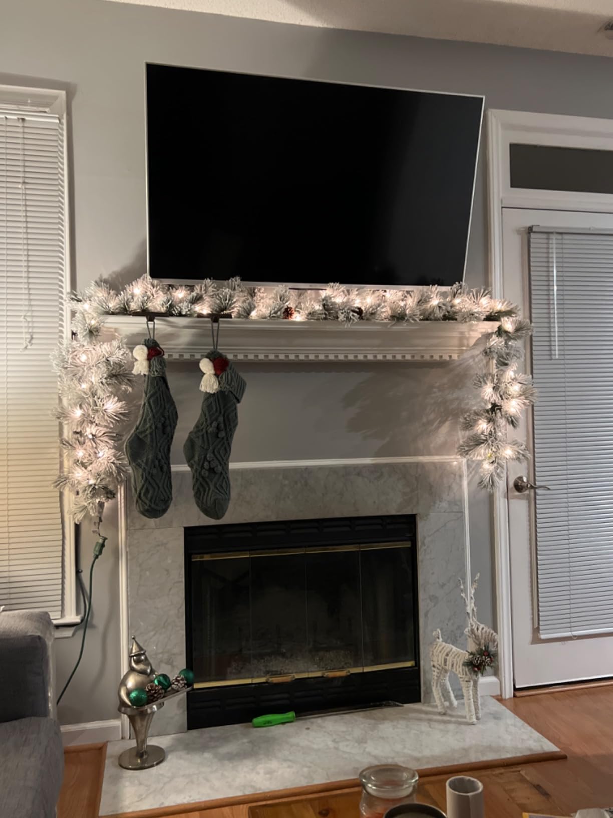 National Tree Company 9ft Pre-Lit Snowy Bristle Pine Christmas Garland | 70 Clear Lights, 75 Tips, Artificial Christmas Decoration customer photo 2