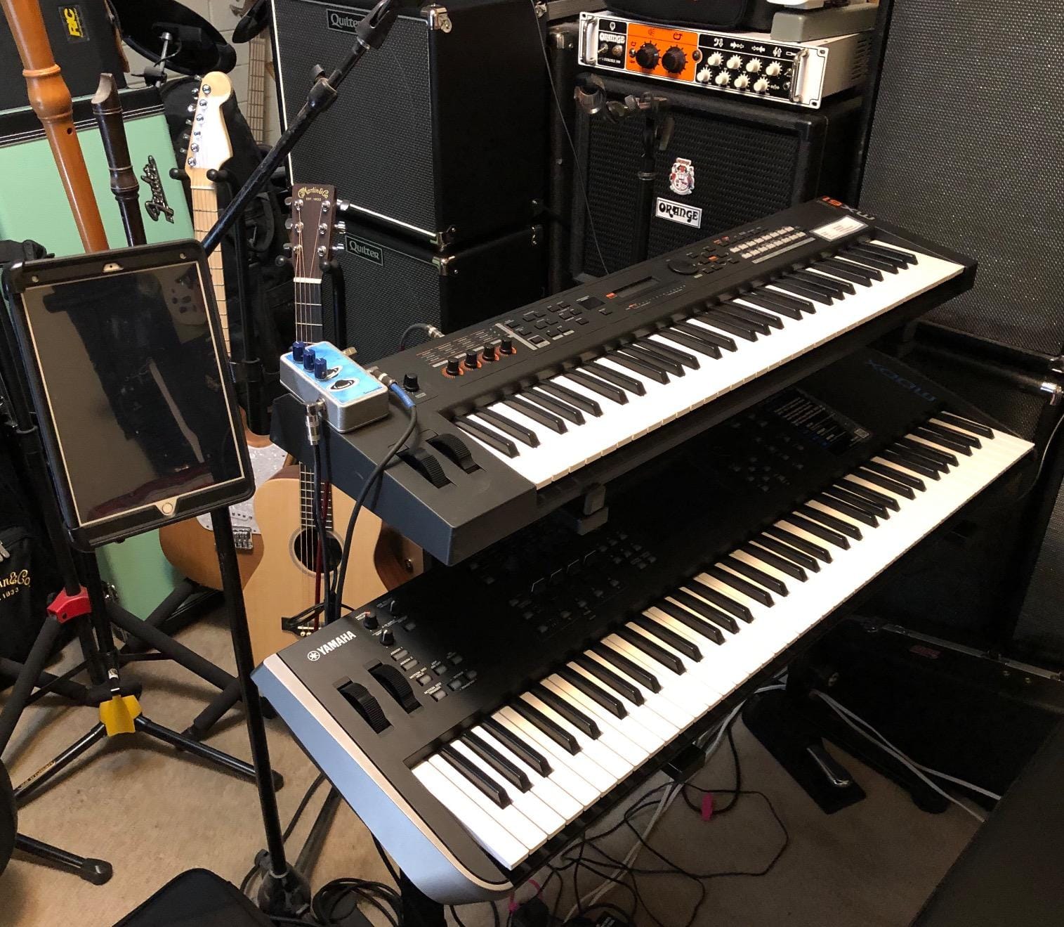 Yamaha MX61BK Music Production Synthesizer, 61-Key, Black customer photo 1