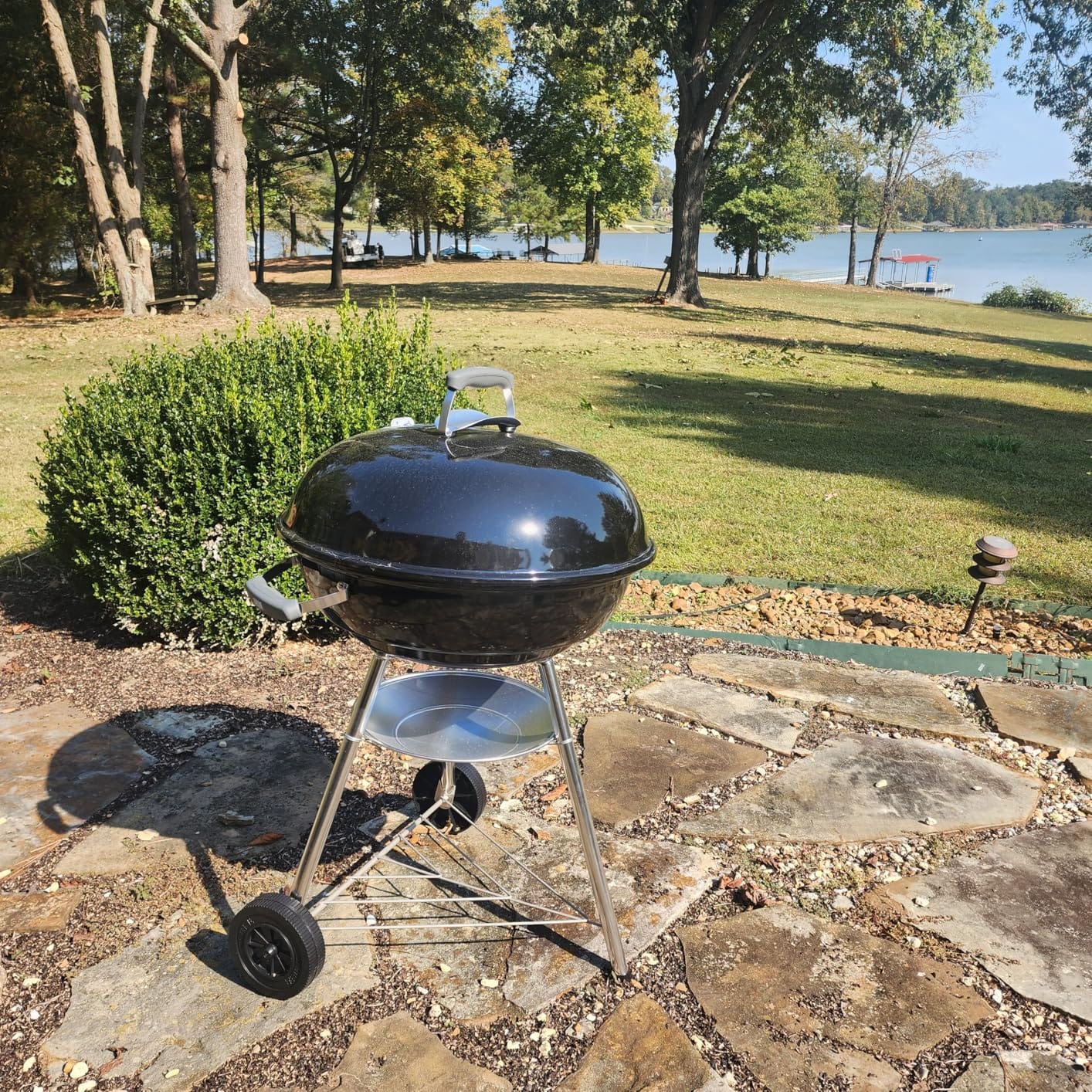 Weber Jumbo Joe Premium Compact Charcoal Grill, 22-Inch, Black | Compact Outdoor BBQ Grill with Durable Plated Steel Grates, Porcelain-Enameled Bowl & Precision Airflow Control customer photo 1