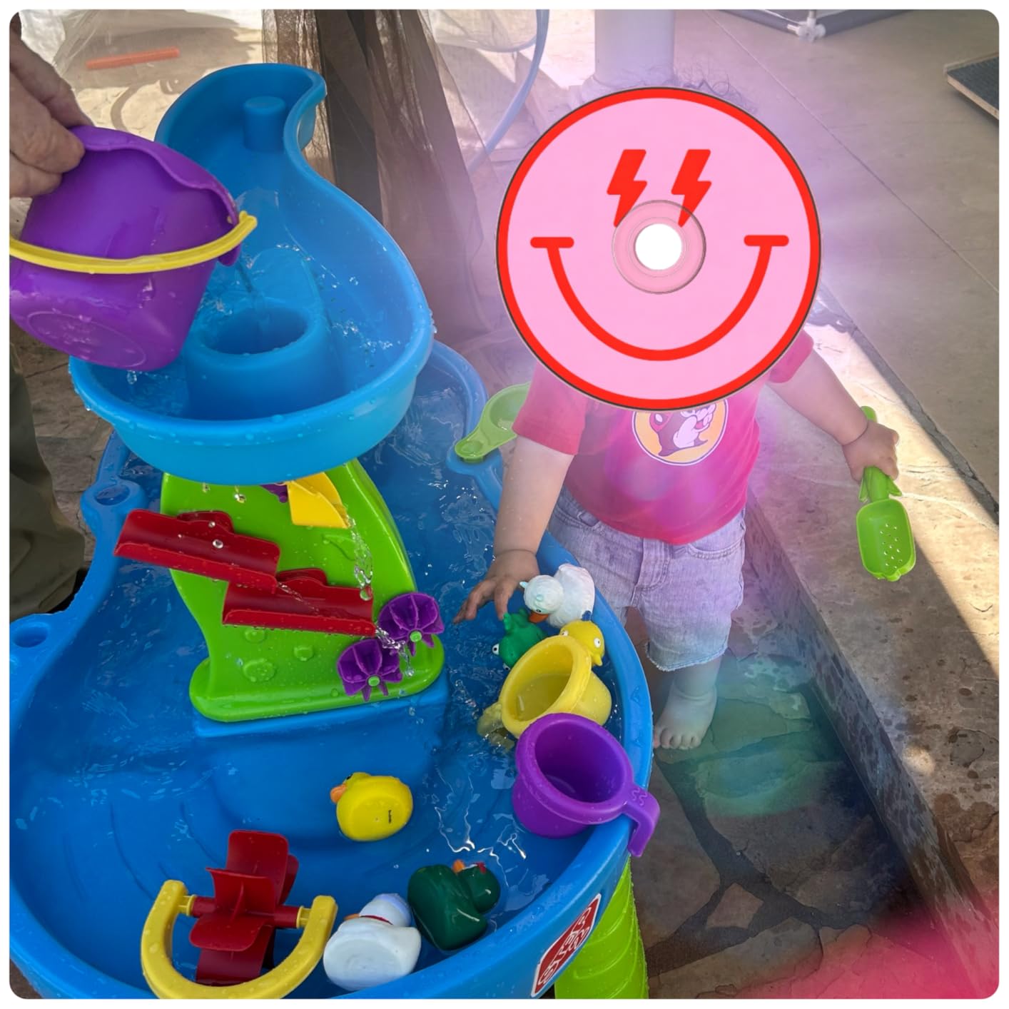 Step2 Rain Showers Splash Pond Water Table, Kids Water and Sand Activity Sensory Playset, Summer Outdoor Toys, 13 Piece Water Toy Accessories, For Toddlers 1.5+ Years Old, Blue & Green customer photo 1