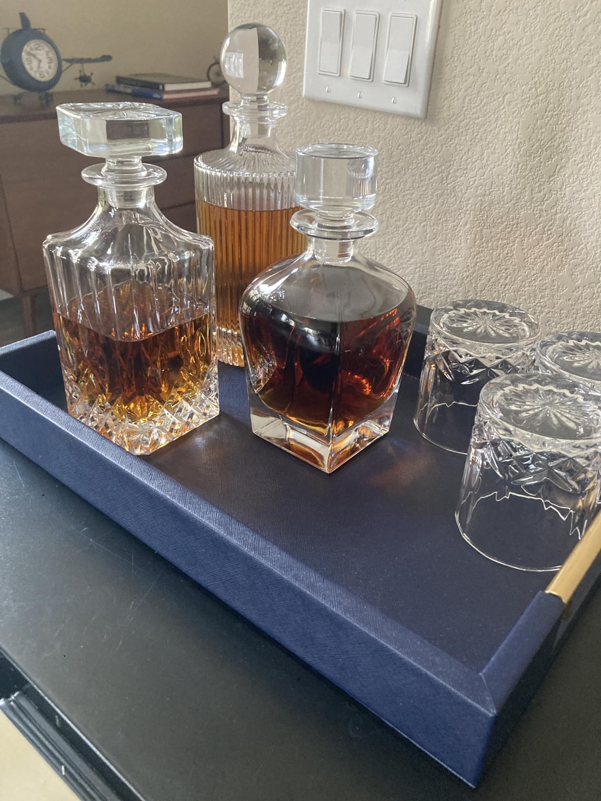 Godinger Whiskey Decanter, Liquor Decanter, Wine Decanter for Beer, Scotch, Bourbon or Wine, Barware & Drinkware, 23oz, Madison Collection customer photo 1