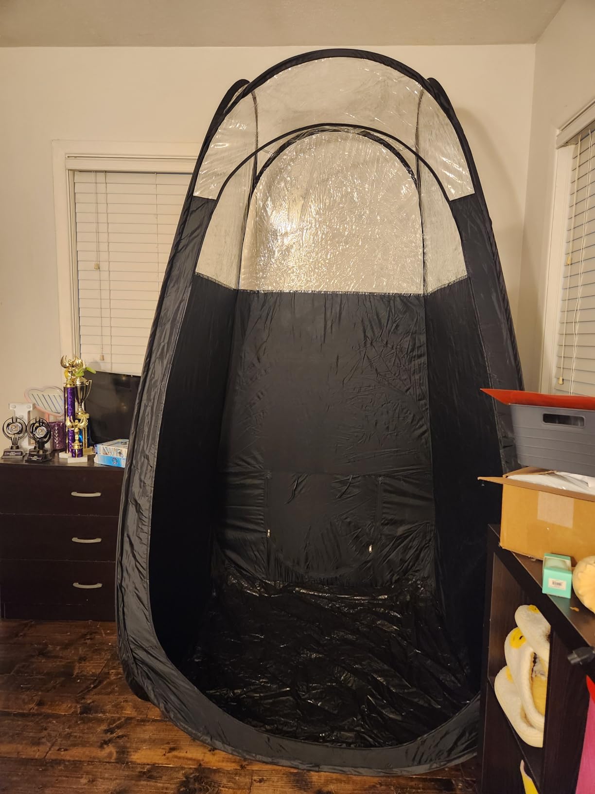 Spray Tan Tent, Portable Pop Up Sunless Tanning Booth, Clear Top | Full-body 82.7in booth with rear vent port, folds to 24in bag. Includes 5 pairs sticky feet pads. For home and mobile use. customer photo 2