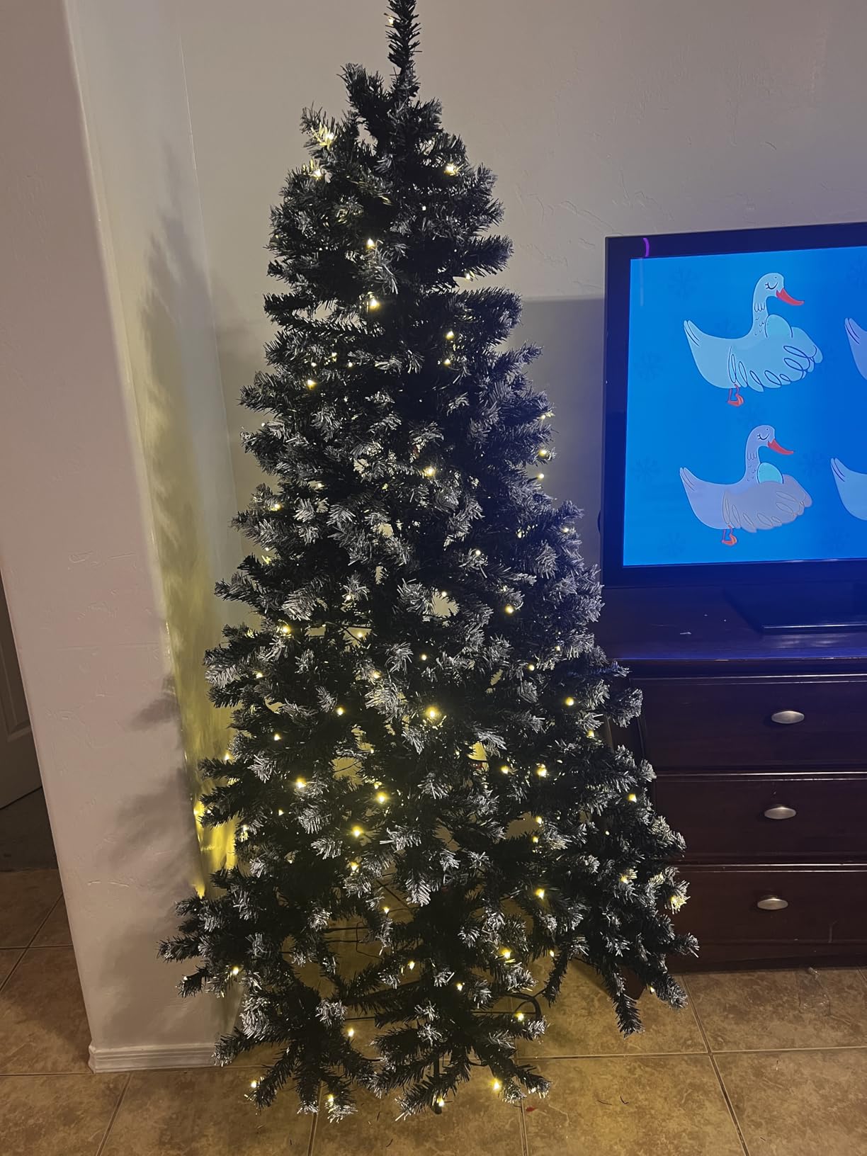 Best Choice Products Artificial Christmas Tree, 7.5ft Premium Pre-Lit Realistic Spruce Holiday Décor w/Dense Branches, Metal Base - Green Spruce customer photo 1