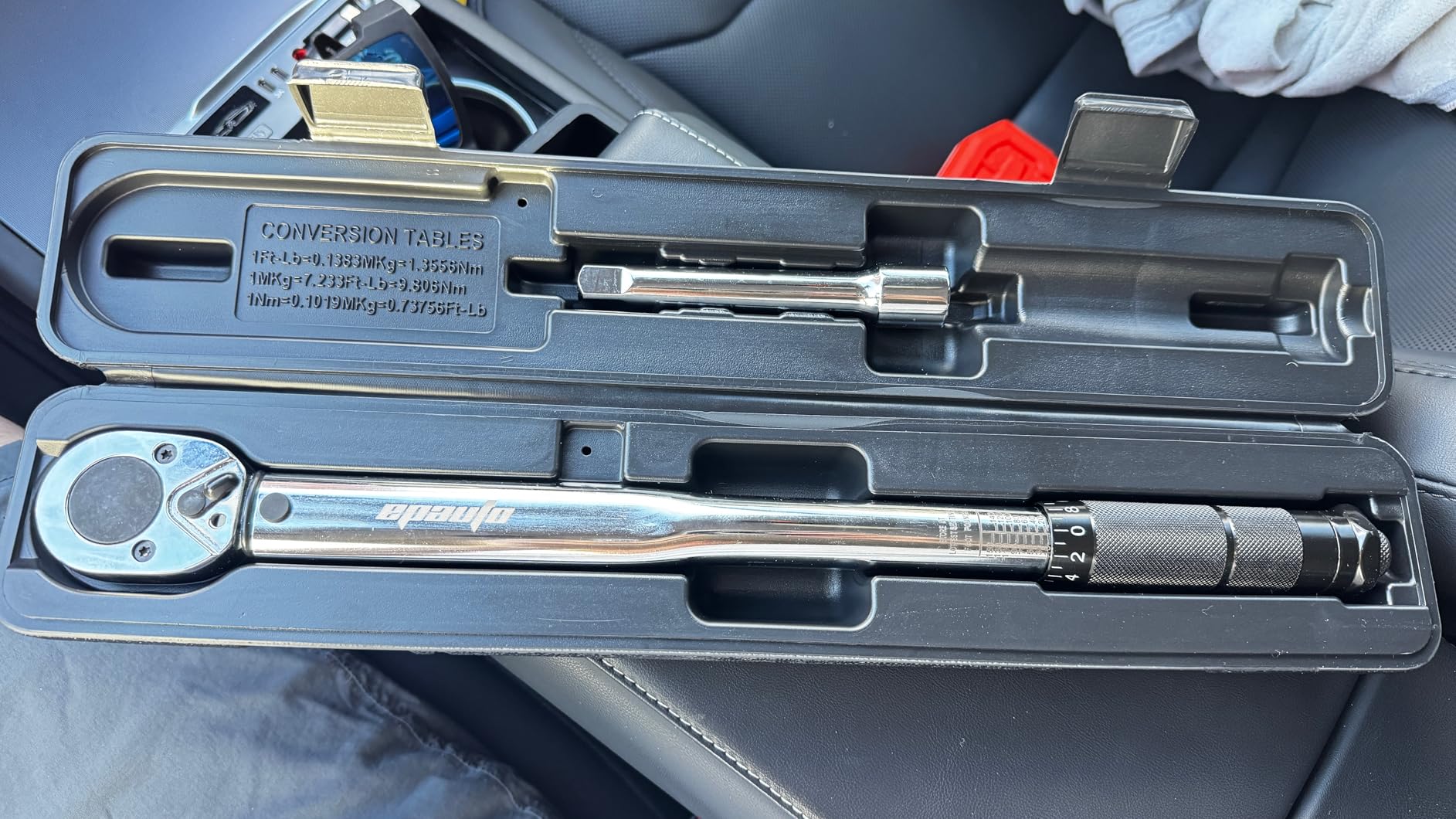 EPAuto 1/2-inch Drive Click Torque Wrench, 10-150 ft/lb, 13.6-203.5 N/m customer photo 1