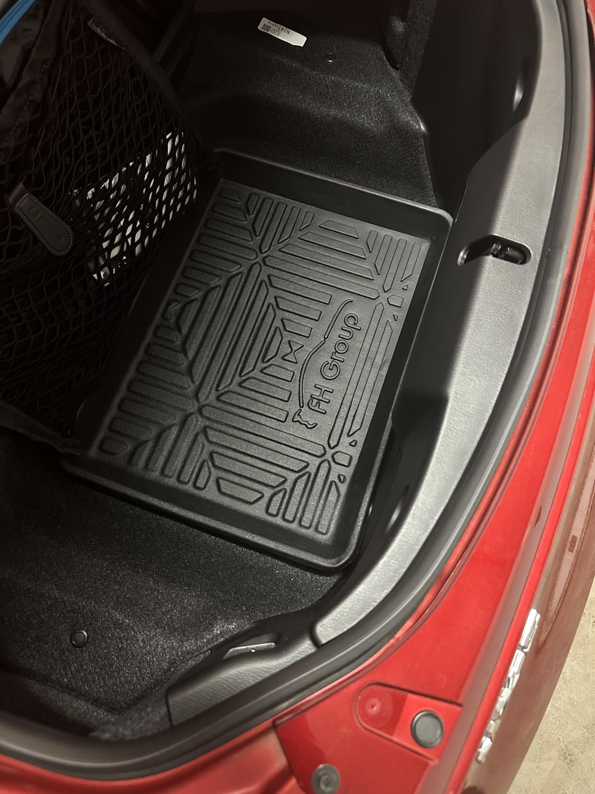 FH Group ClimaProof for all weather protection Premium Multi-Use Cargo Tray Liner Mat fits most Cars, SUVs, and Trucks, 32 x 24 inches Black customer photo 1