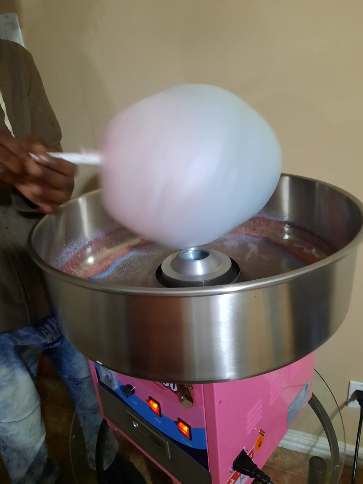 Olde Midway Cotton Candy Machine Cart, SPIN-2000 Electric Candy Floss Maker, Commercial-Grade customer photo 2
