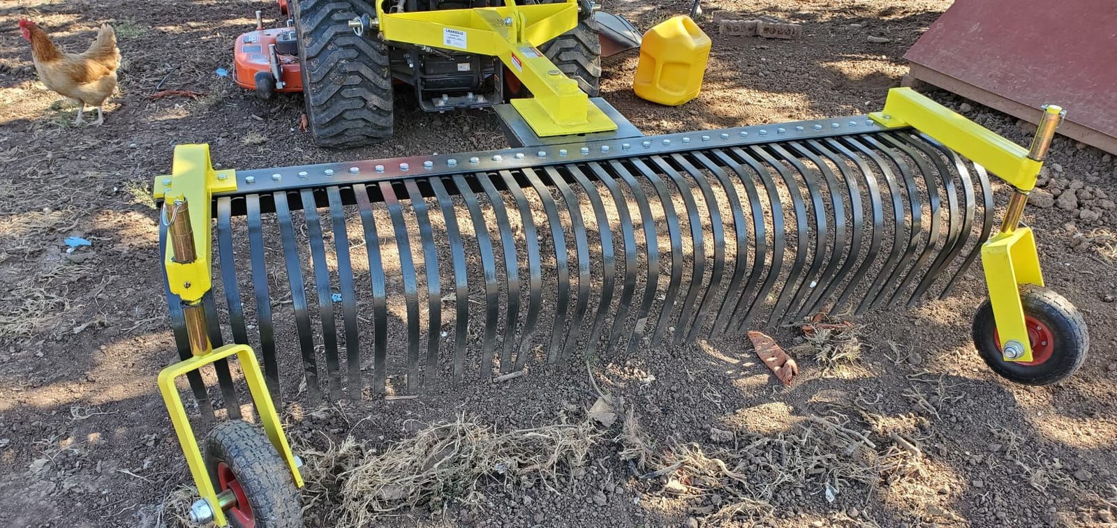 Titan Attachments 3 Point 6 FT Landscape Rake with Bolt-On Wheels for Compact Tractors, Fits Category 1 Hookup, Tow-Behind Garden Tool, Landscaper, and Grass Comb customer photo 2