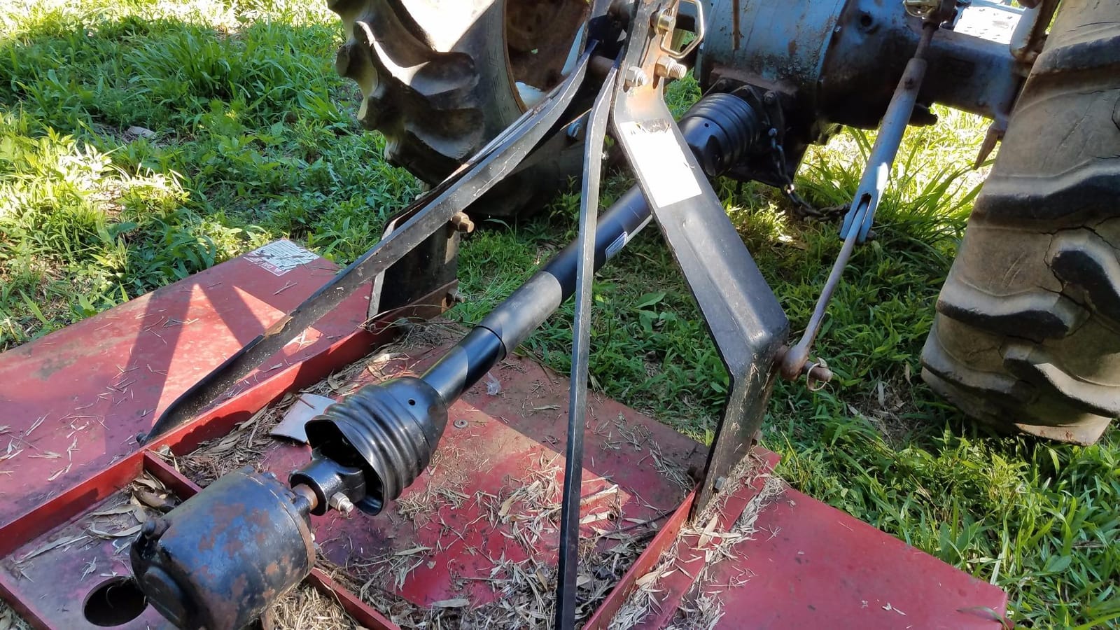 PTO Drive Line, Post Hole Digger, 1-3/8x6 Spline to 1-3/8 Round 42