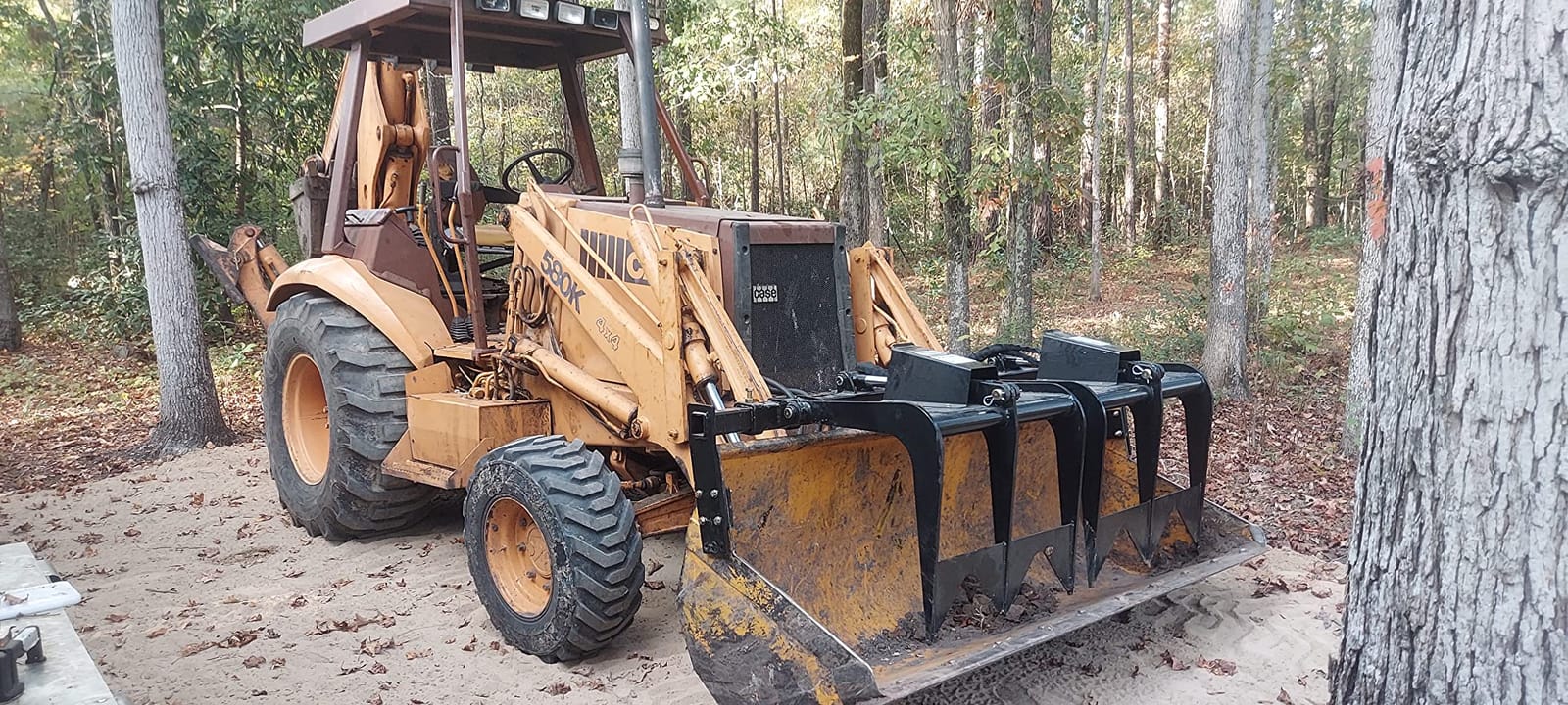 Titan Attachments Bolt-on Bucket Grapple Attachment customer photo 1