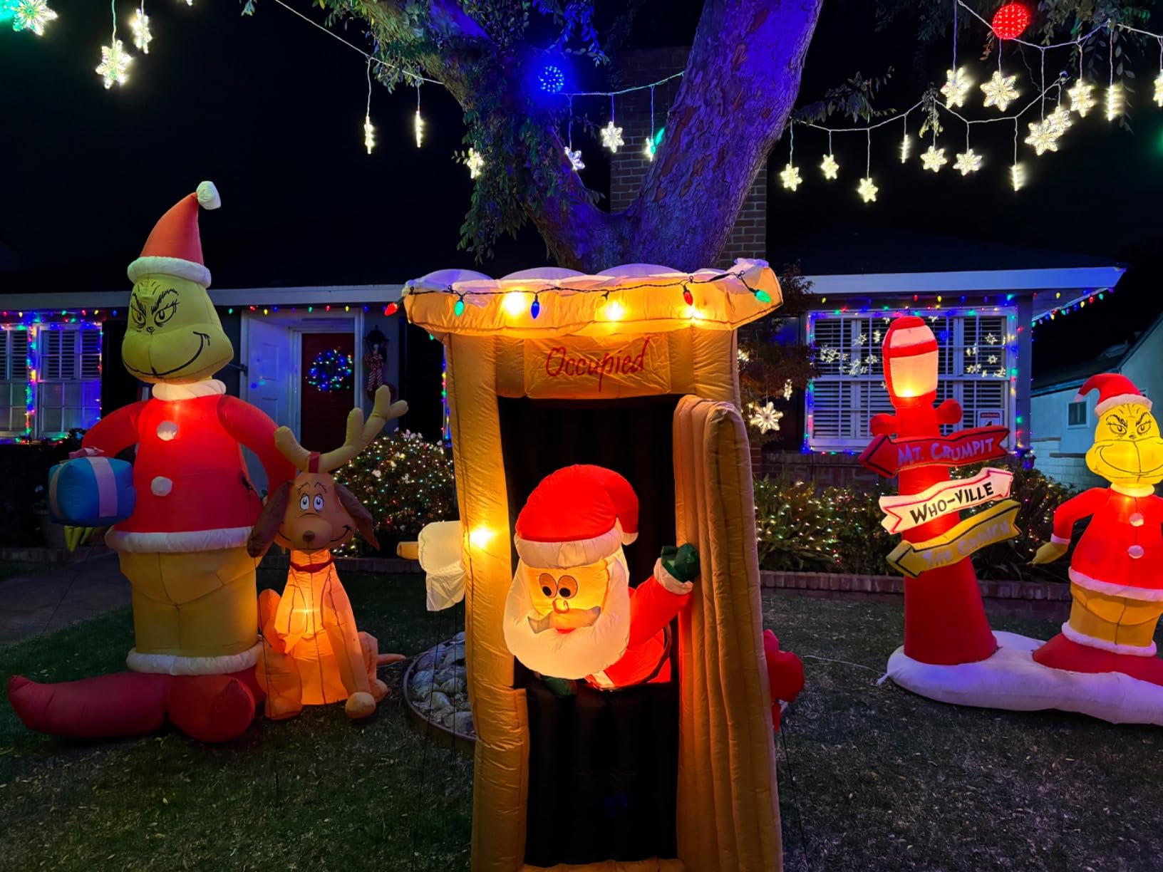 Gemmy Christmas Inflatable 6 FT Tall Animated LED Lighted Outhouse Santa Outdoor Yard Prop customer photo 2