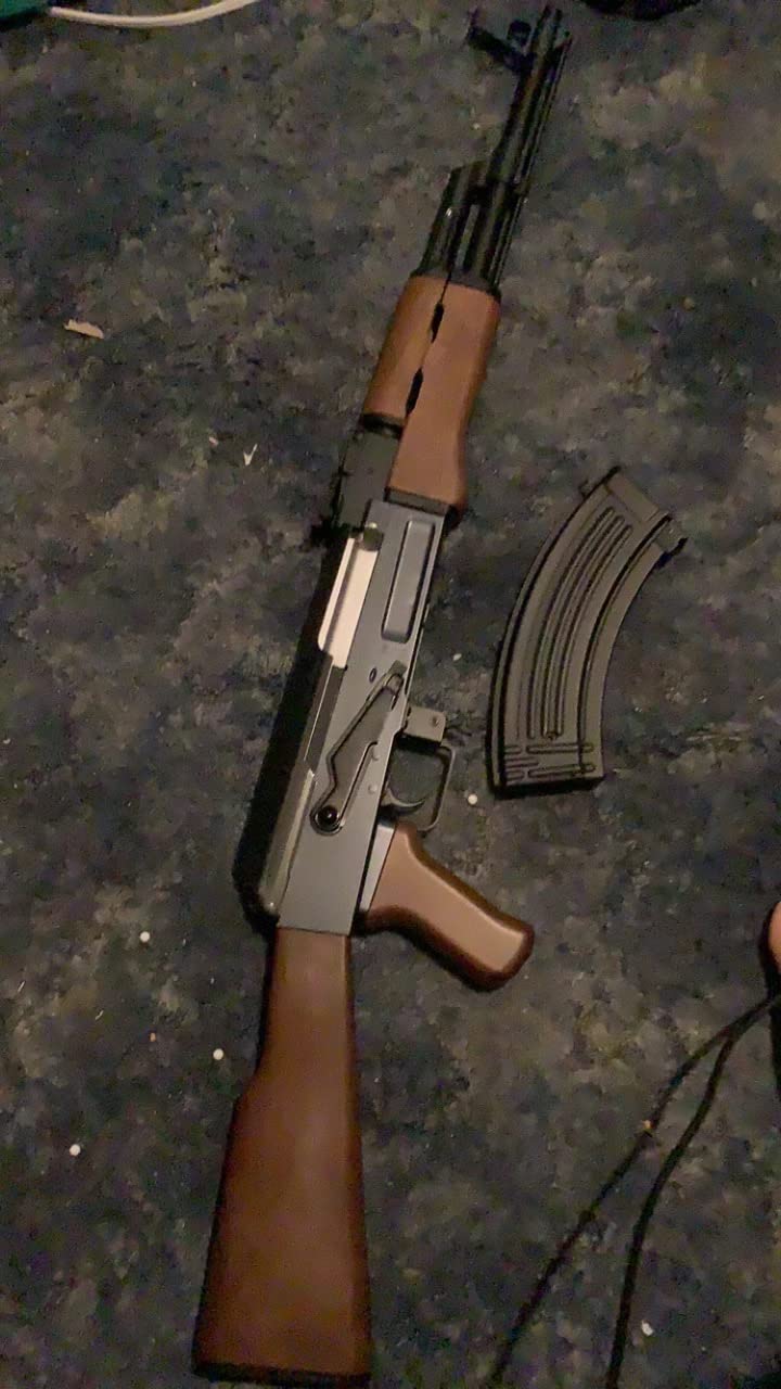 Lancer Tactical Gen 2 Airsoft Steel AK-47 Airsoft AEG Rifle with Battery & Charger 370-390 FPS-Faux Wood (LT-728-G2) customer photo 2