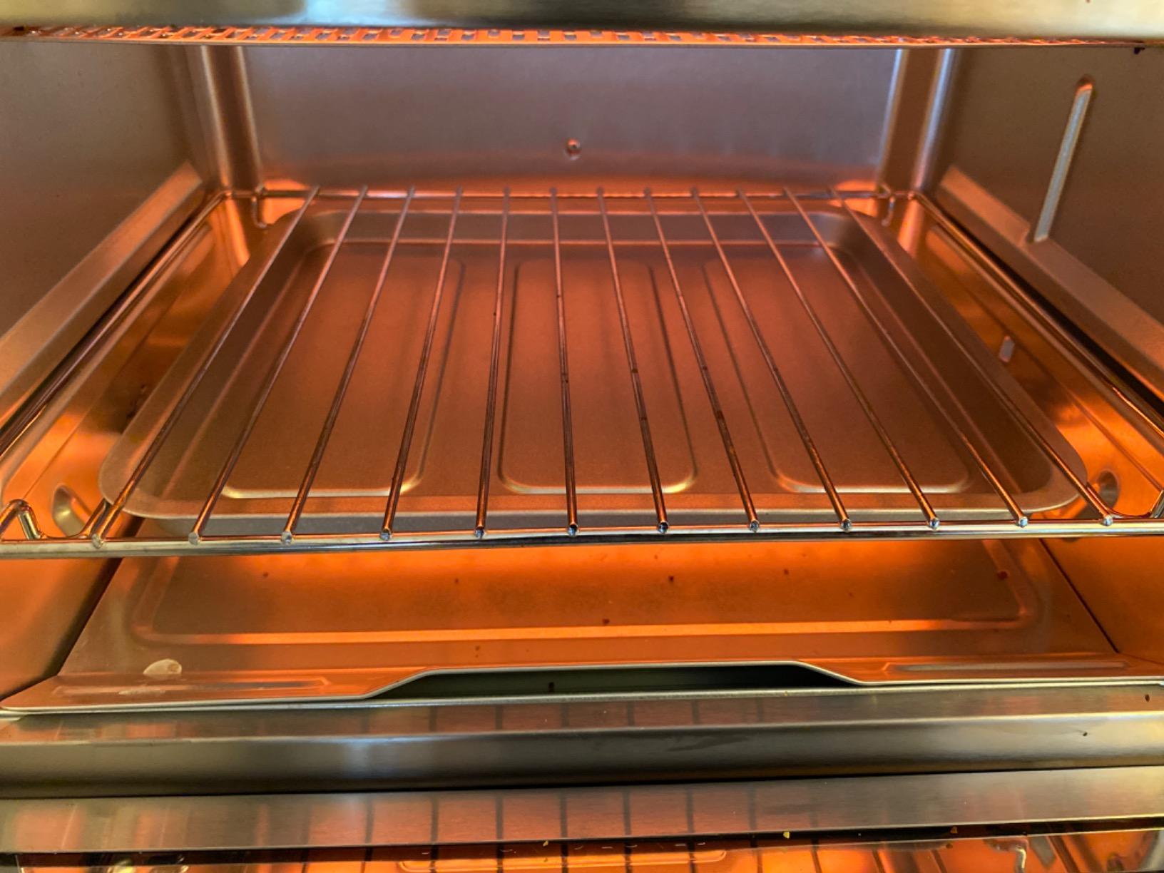 BLACK+DECKER 4-Slice Toaster Oven with Natural Convection, Stainless Steel, TO1760SS (TO1760SST-1) customer photo 2