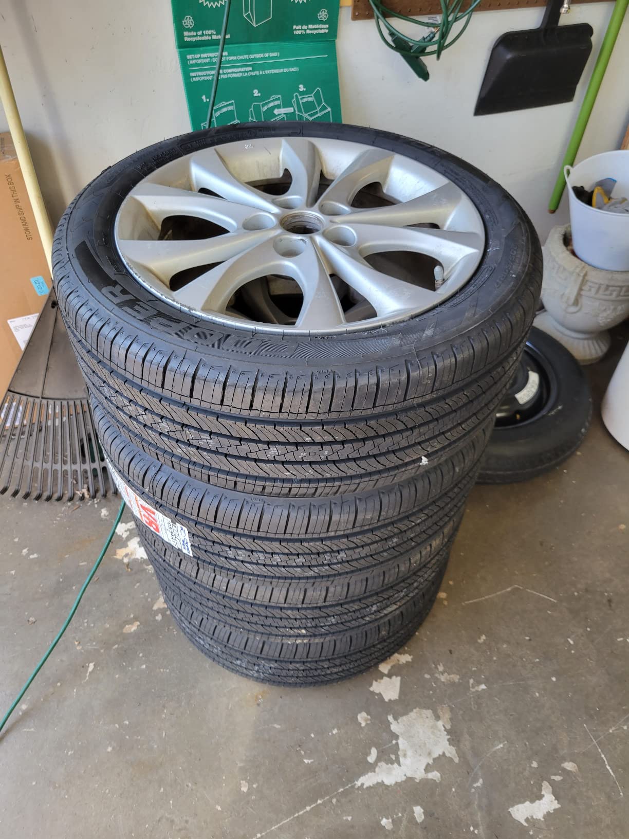 Mayflower - Wheel Balancer Tire Balancers Machine Rim Car Heavy Duty 680/1 Year Full Warranty customer photo 1