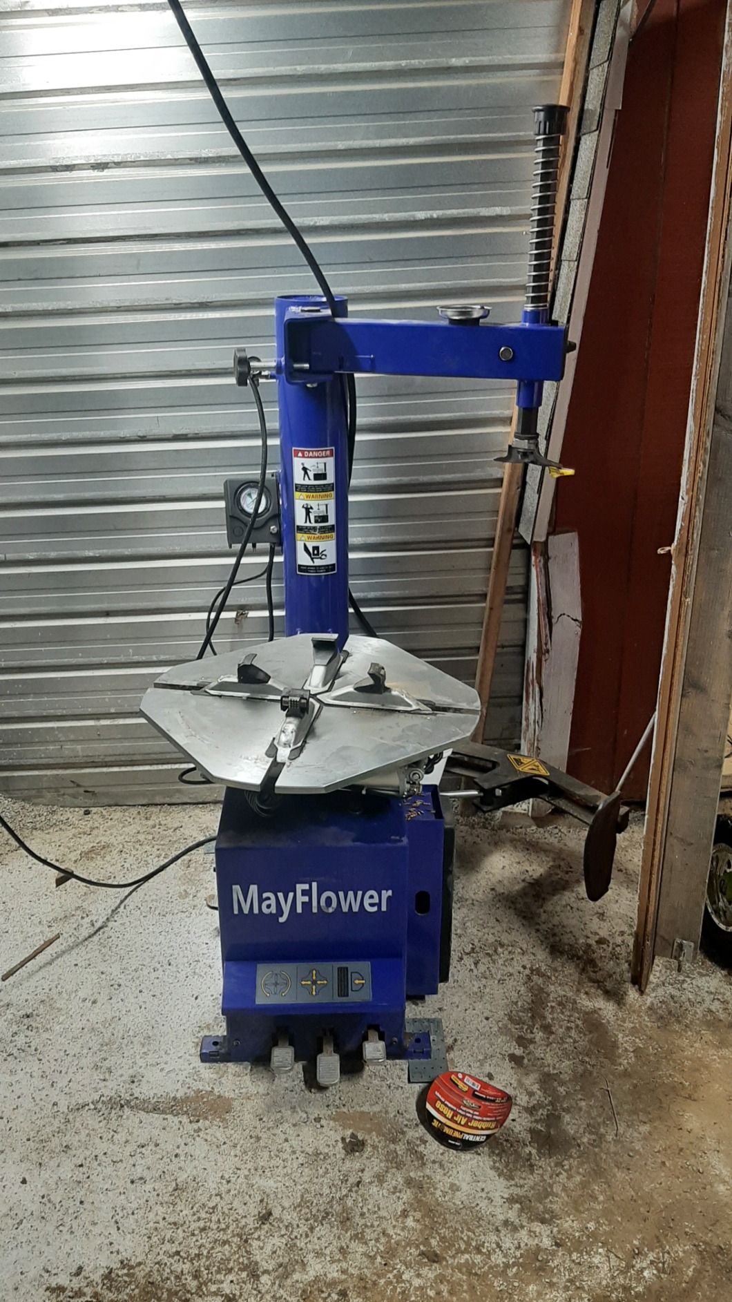 Mayflower - 1.5 Horse Power Tire Changer Wheel Changers Machine Rim clamp 950 Bead Blaster / 1 Year Full Warranty customer photo 1