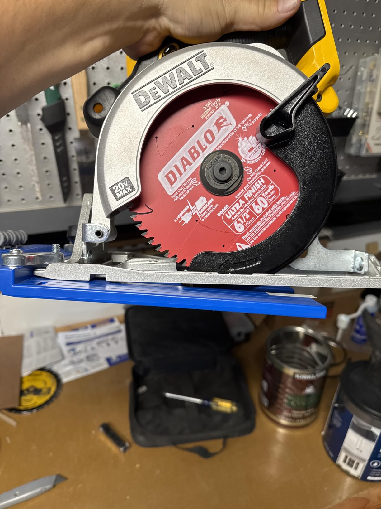 Kreg KMA2700 Accu-Cut - Universal Track Saw Guide System - Cuts up to 50