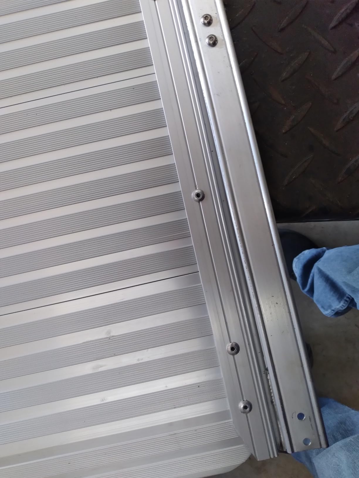 Ruedamann 3 FT Portable Wheelchair Ramp, Sturdy Non-Slip Aluminum Lightweight Scooter Ramp Upgraded Hinge, Folding Wheelchair Ramps for Doorways, Ramps for Wheelchairs for Home Steps, Porch, Scooters customer photo 1