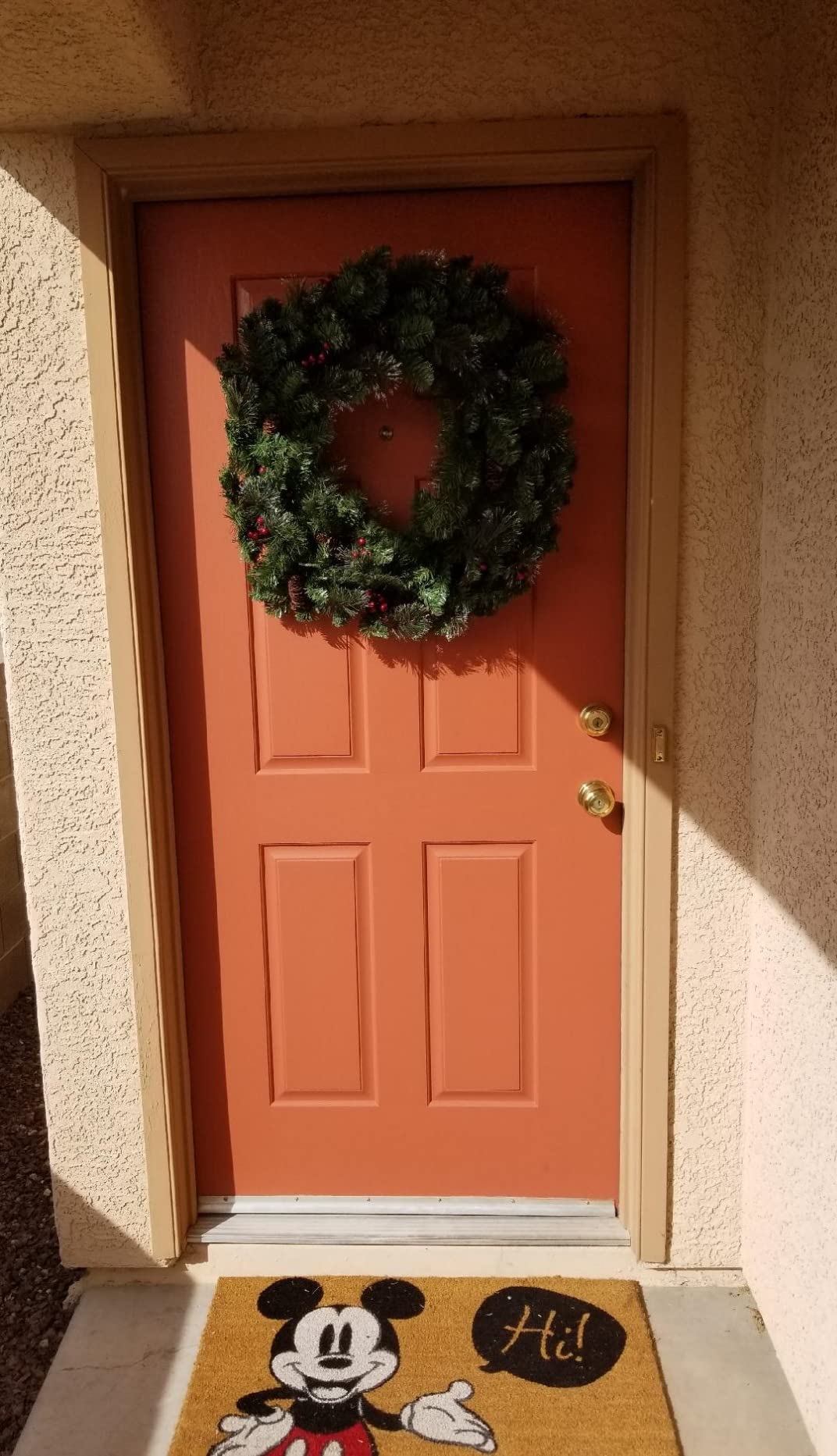 National Tree Company 30in Pre-Lit Crestwood Spruce Christmas Wreath | 70 Warm White LED Lights, 200 Tips, Artificial Christmas Decoration With Glitter, Pinecones, Red Berries, Timer, Green customer photo 2