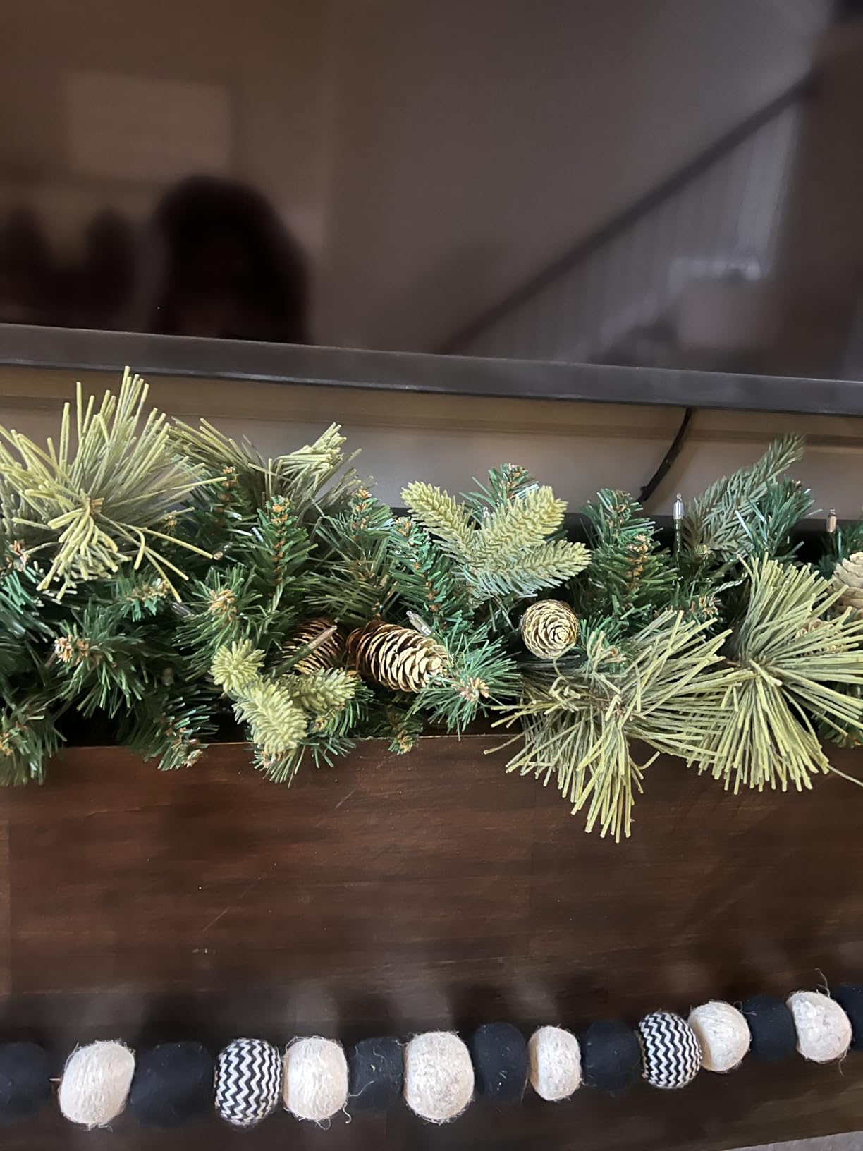 National Tree Company 9ft Pre-Lit Carolina Pine Christmas Garland | 100 Warm White LED Lights, 240 Tips, Artificial Christmas Decoration With Pinecones, Timer, Green customer photo 1