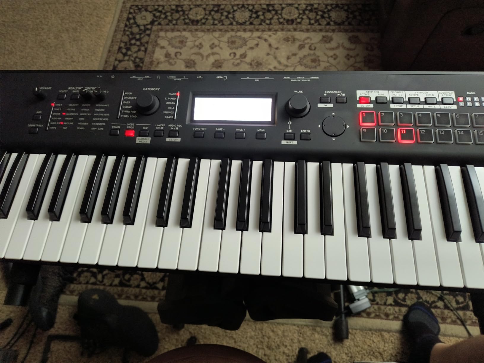 Korg Kross 2-61 61-Key Synthesizer Workstation customer photo 2