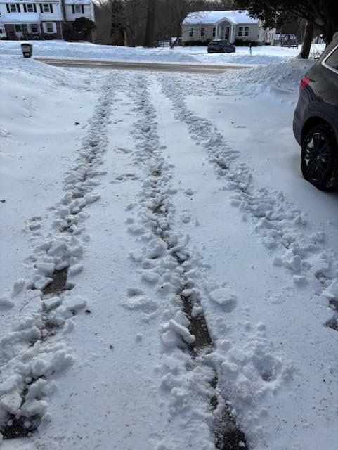 Snow Joe Corded Electric Snow Blower, 22 Clearing Path, Dual LEDs, SJ627E | Lights, 15 Amp, Steel Auger, 180° Adjustable Chute & Clean-Out Tool - High-Capacity for Large Driveways & Walkways customer photo 1