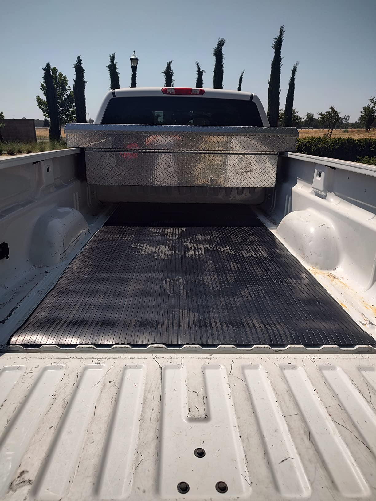 BDK M330 Heavy-Duty Truck Utility Bed Mat - Extra-Thick 4' x 8' Rubber Cargo Liner, Durable All-Weather Protection, Trim-To-Fit Design, Black customer photo 2