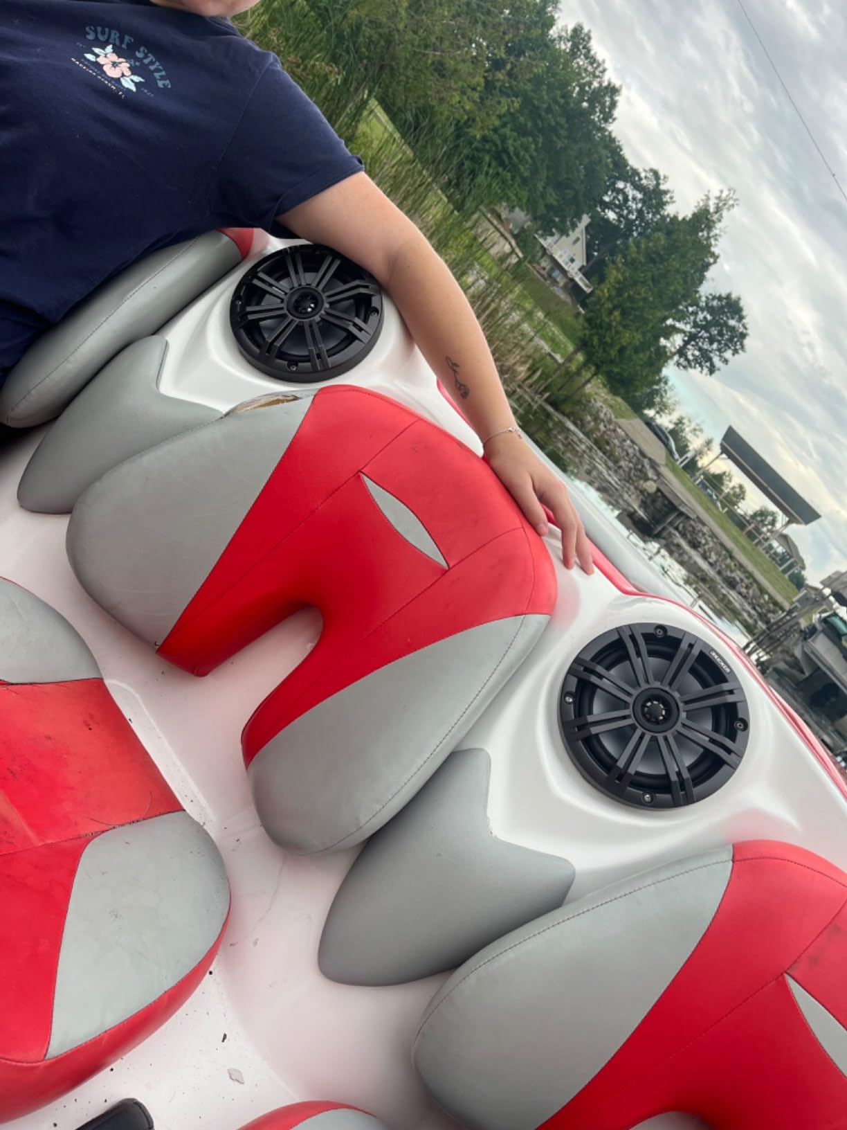 Kicker KM65 6.5-Inch (165mm) Marine Coaxial Speakers with 3/4-Inch Tweeters, 4-Ohm, Charcoal and White Grilles customer photo 2