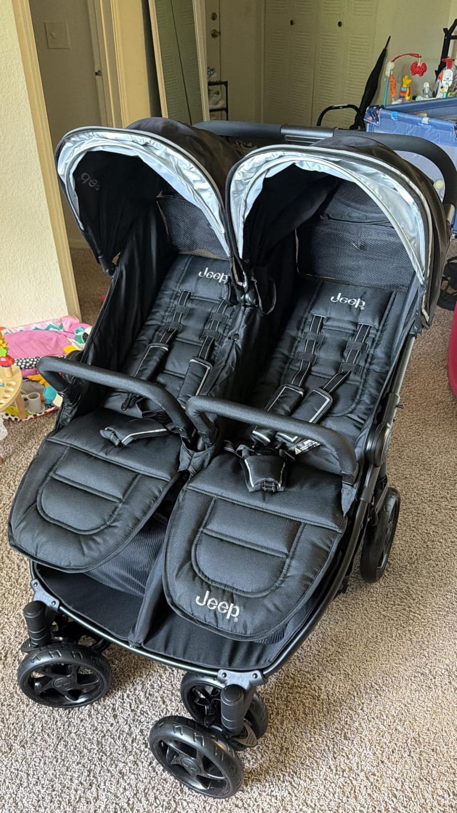 Jeep Destination Ultralight Side x Side Double Stroller, Midnight customer photo 1